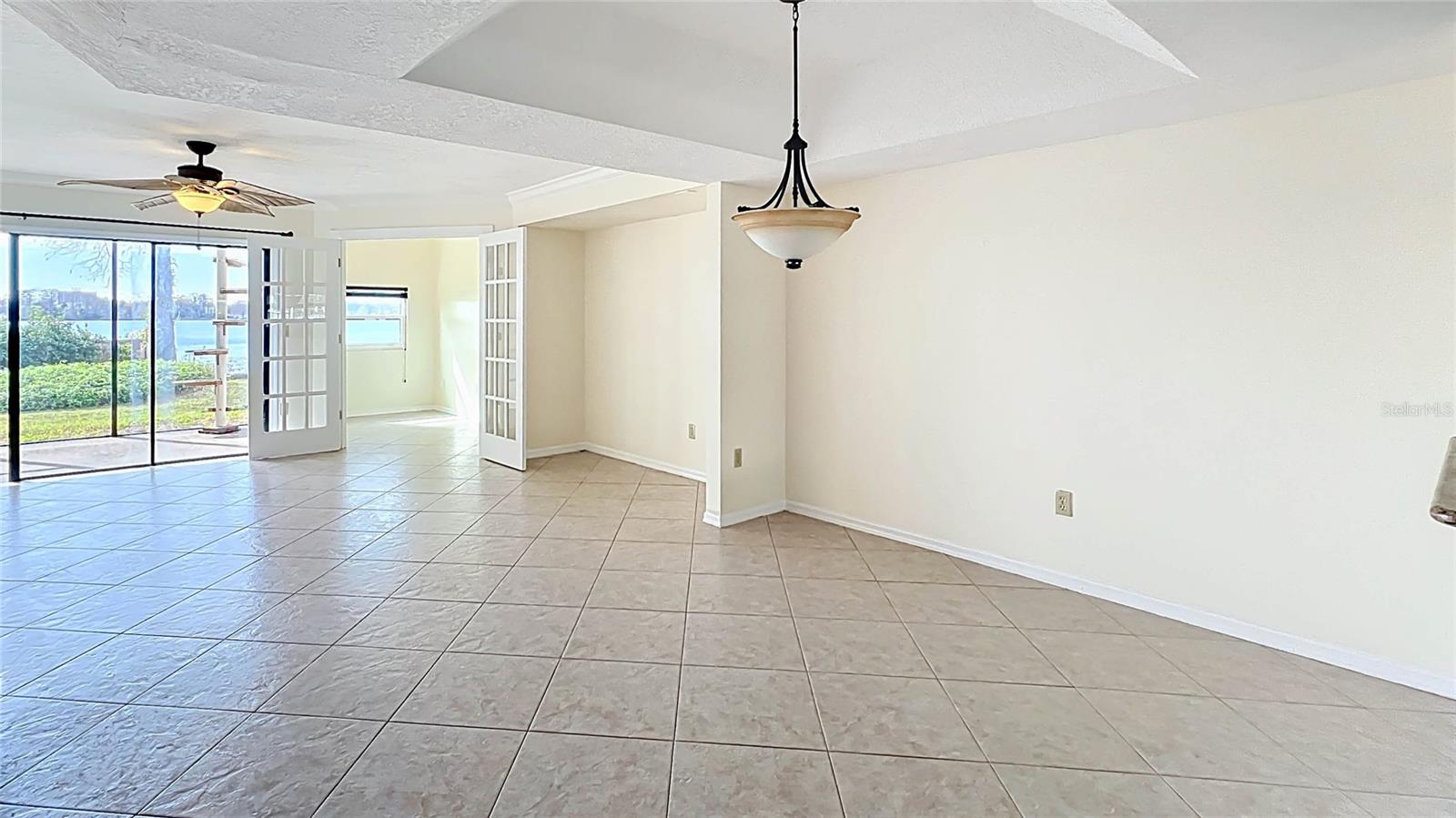 630 KILLARNEY BAY CT #3