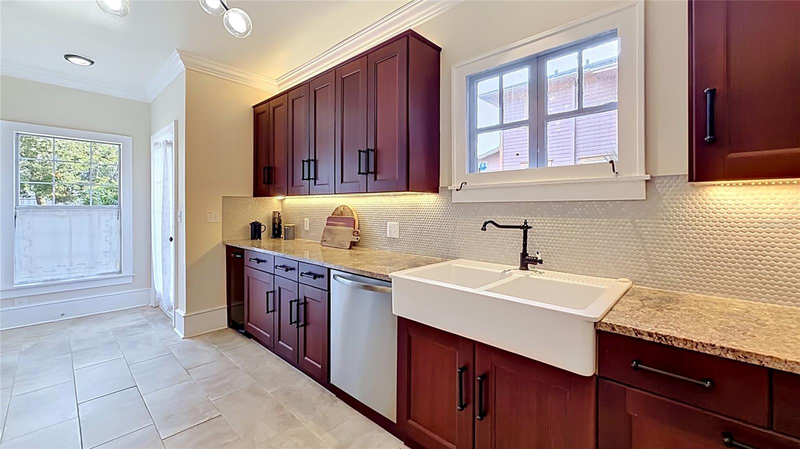 2-Bedroom Colonialtown Bungalow for Lease
