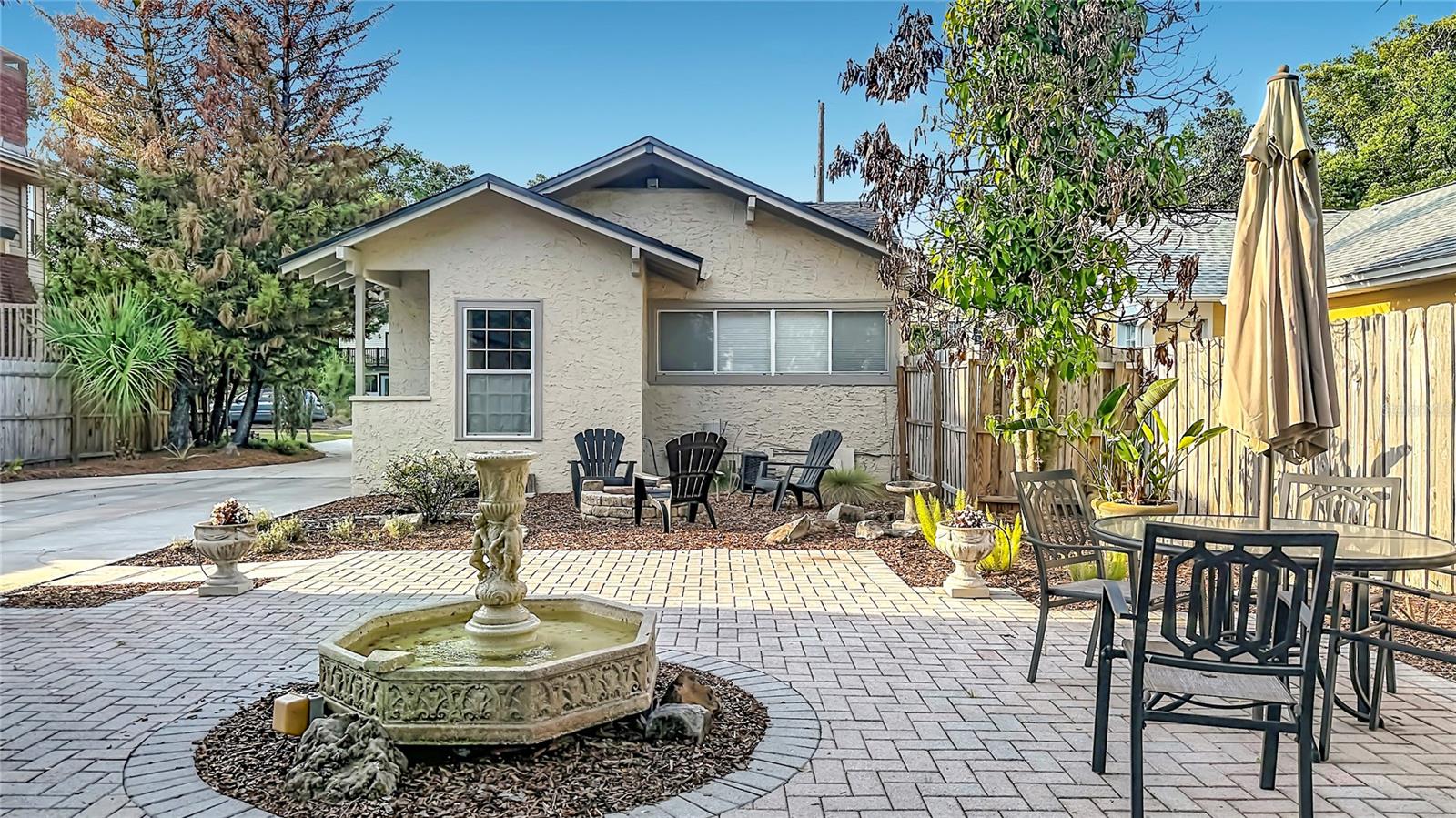 2-Bedroom Colonialtown Bungalow for Lease