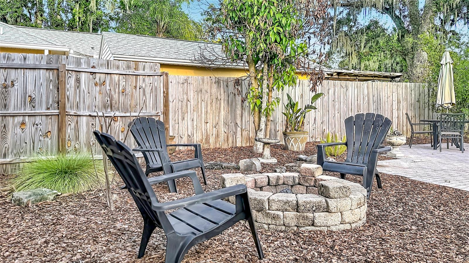 2-Bedroom Colonialtown Bungalow for Lease