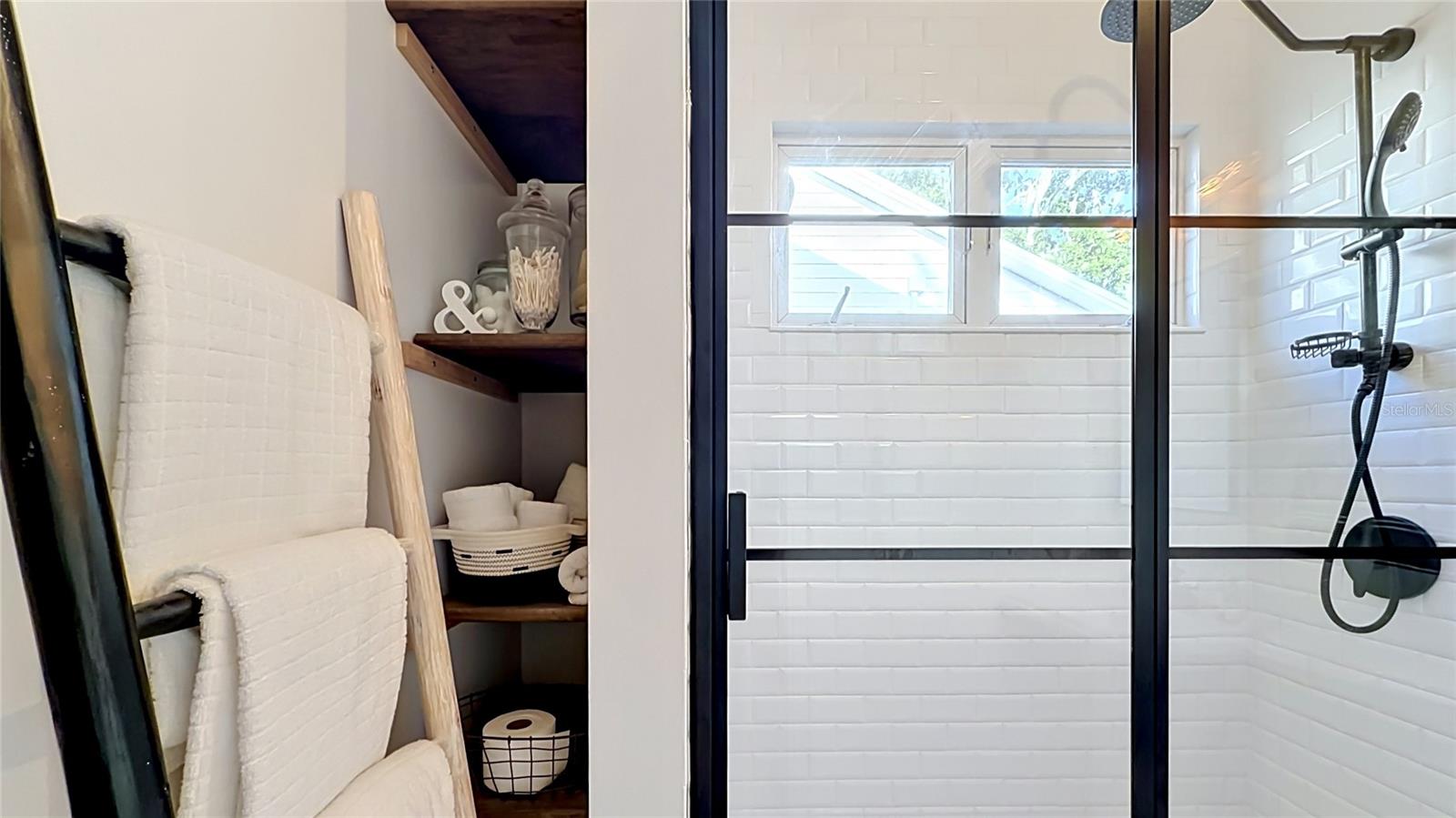 2-Bedroom Colonialtown Bungalow for Lease