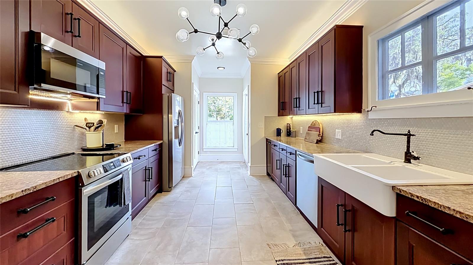 2-Bedroom Colonialtown Bungalow for Lease