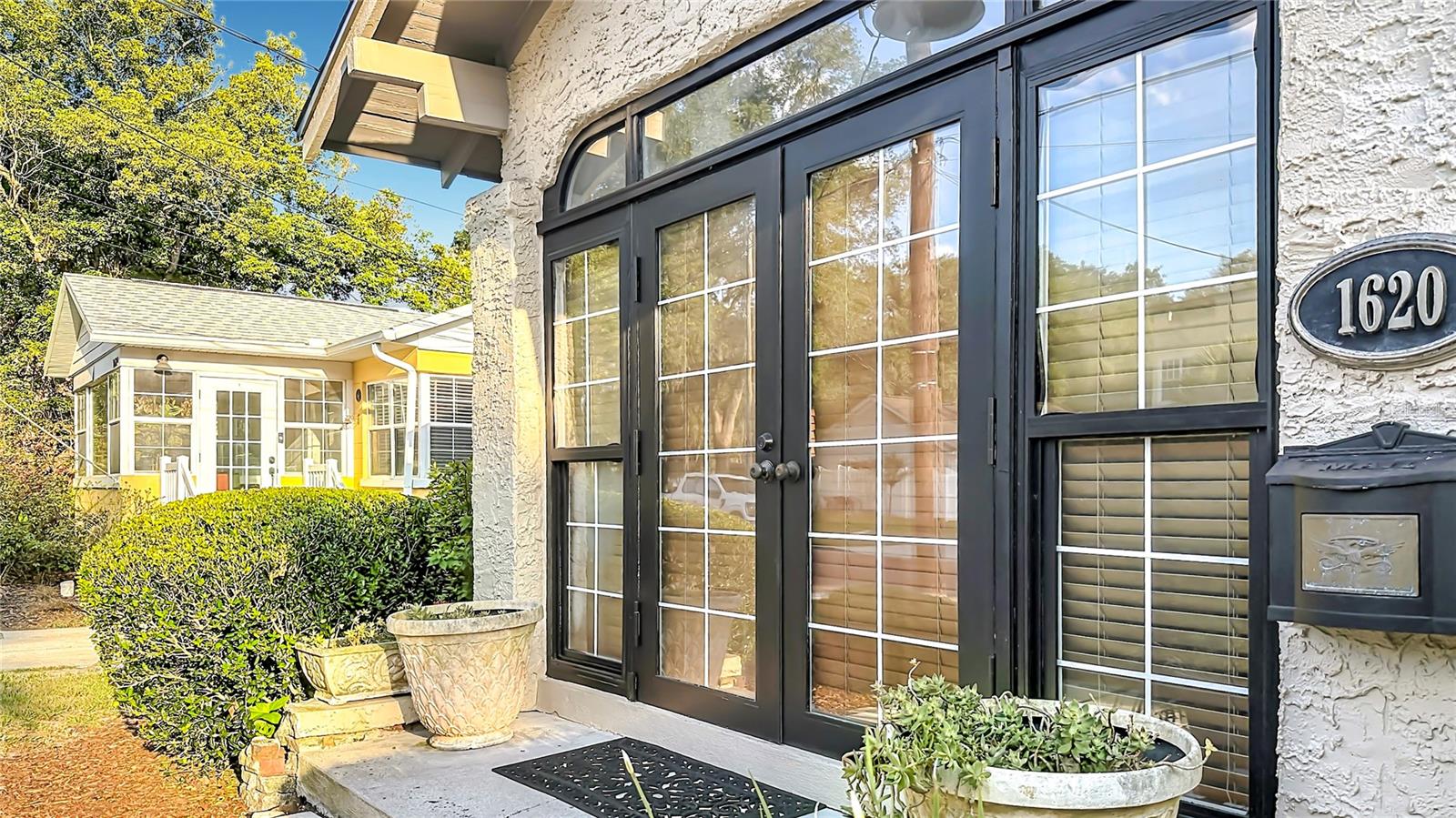 2-Bedroom Colonialtown Bungalow for Lease