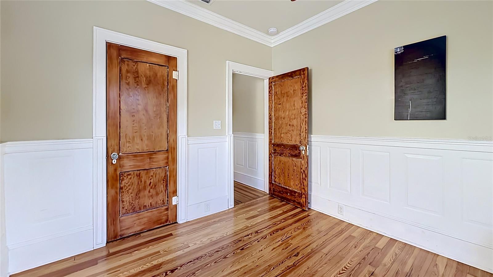 2-Bedroom Colonialtown Bungalow for Lease