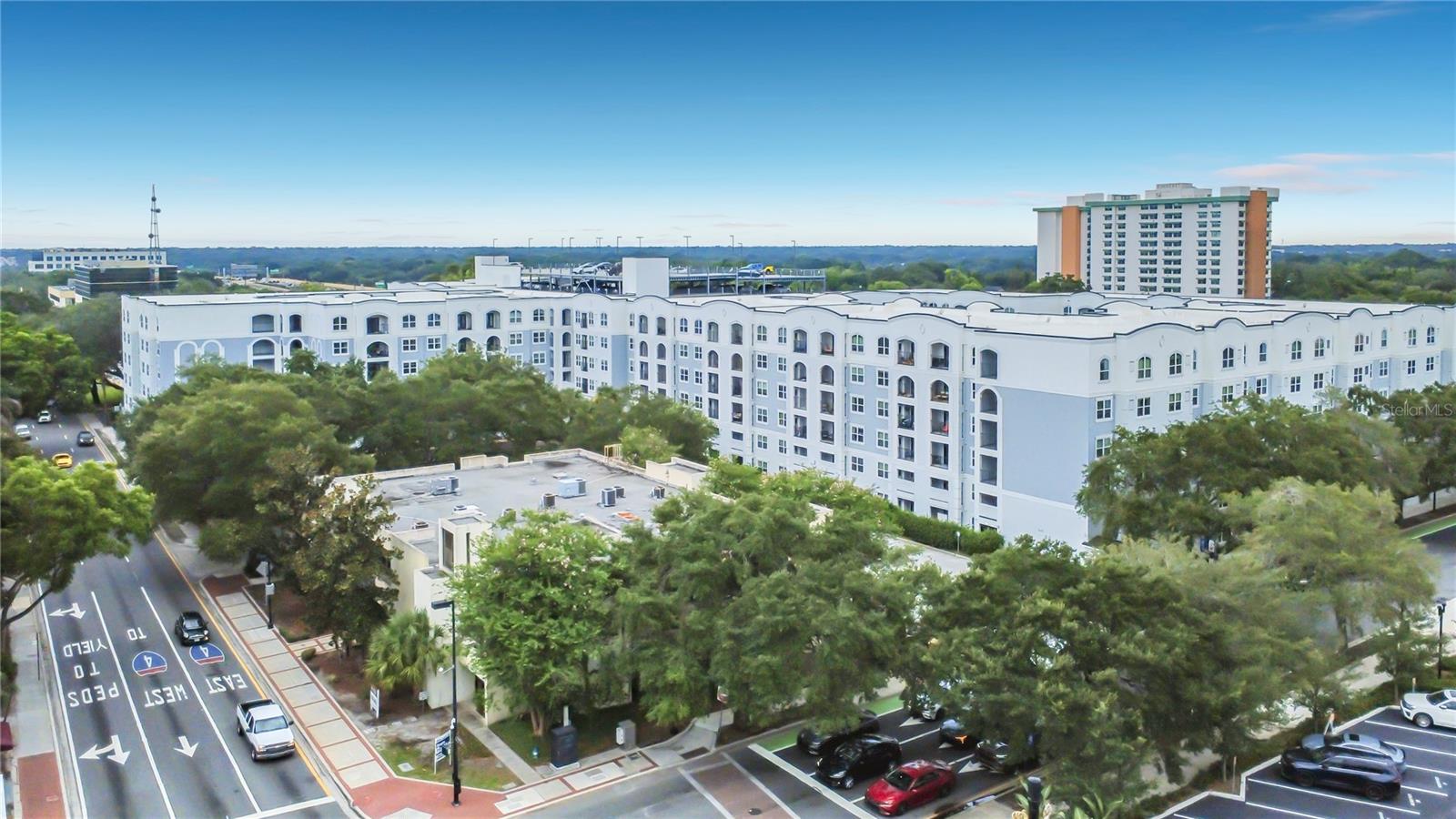 202 E SOUTH ST #4040