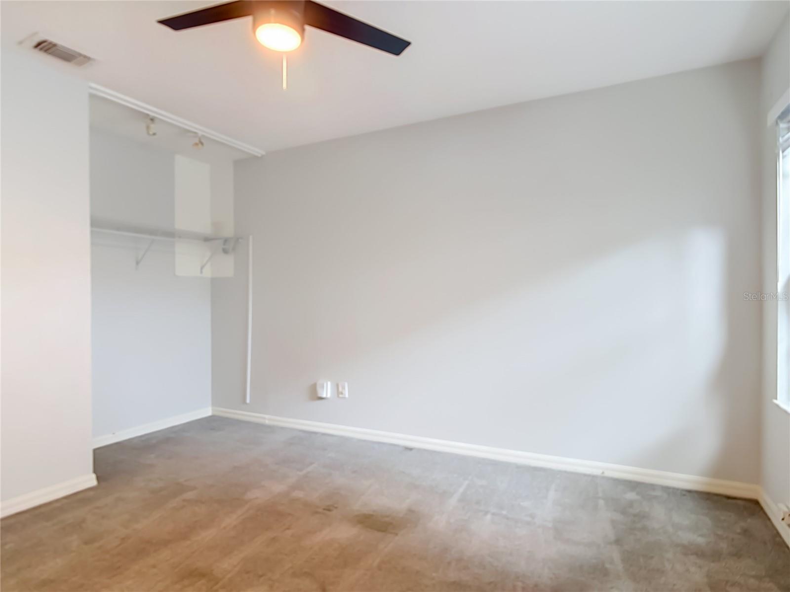 744 BARRINGTON CIR