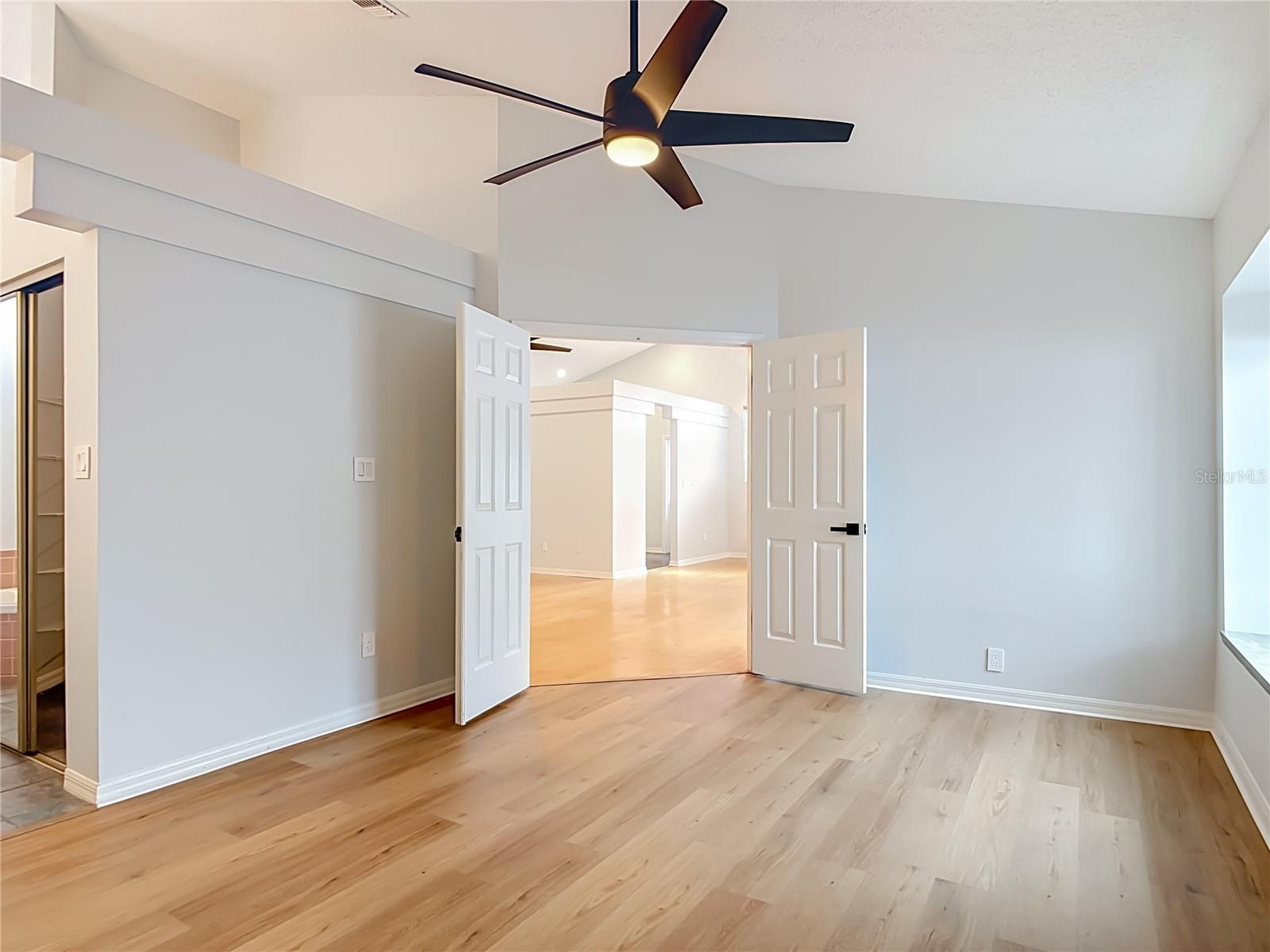 744 BARRINGTON CIR