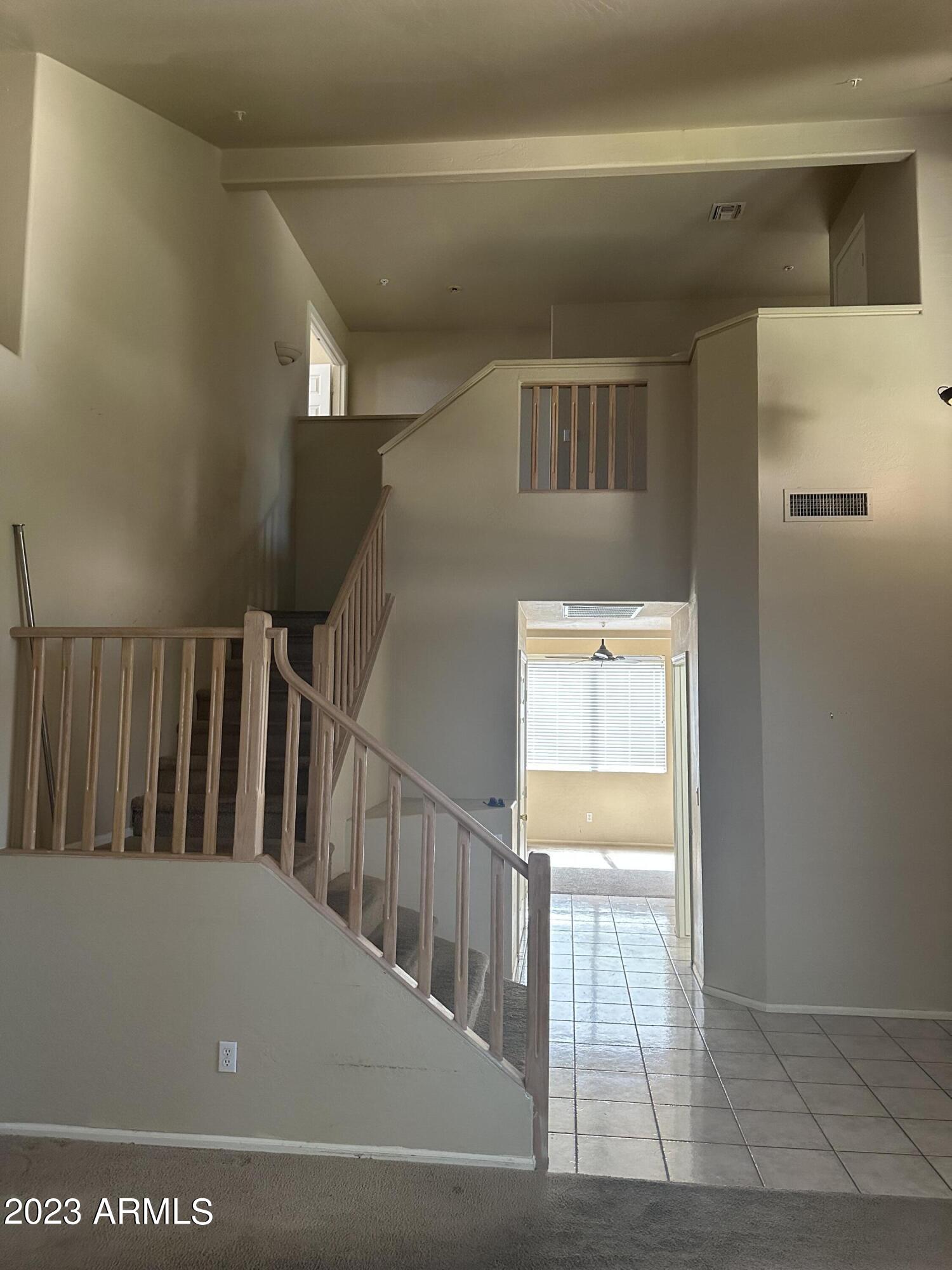 8155 E MICHELLE Drive