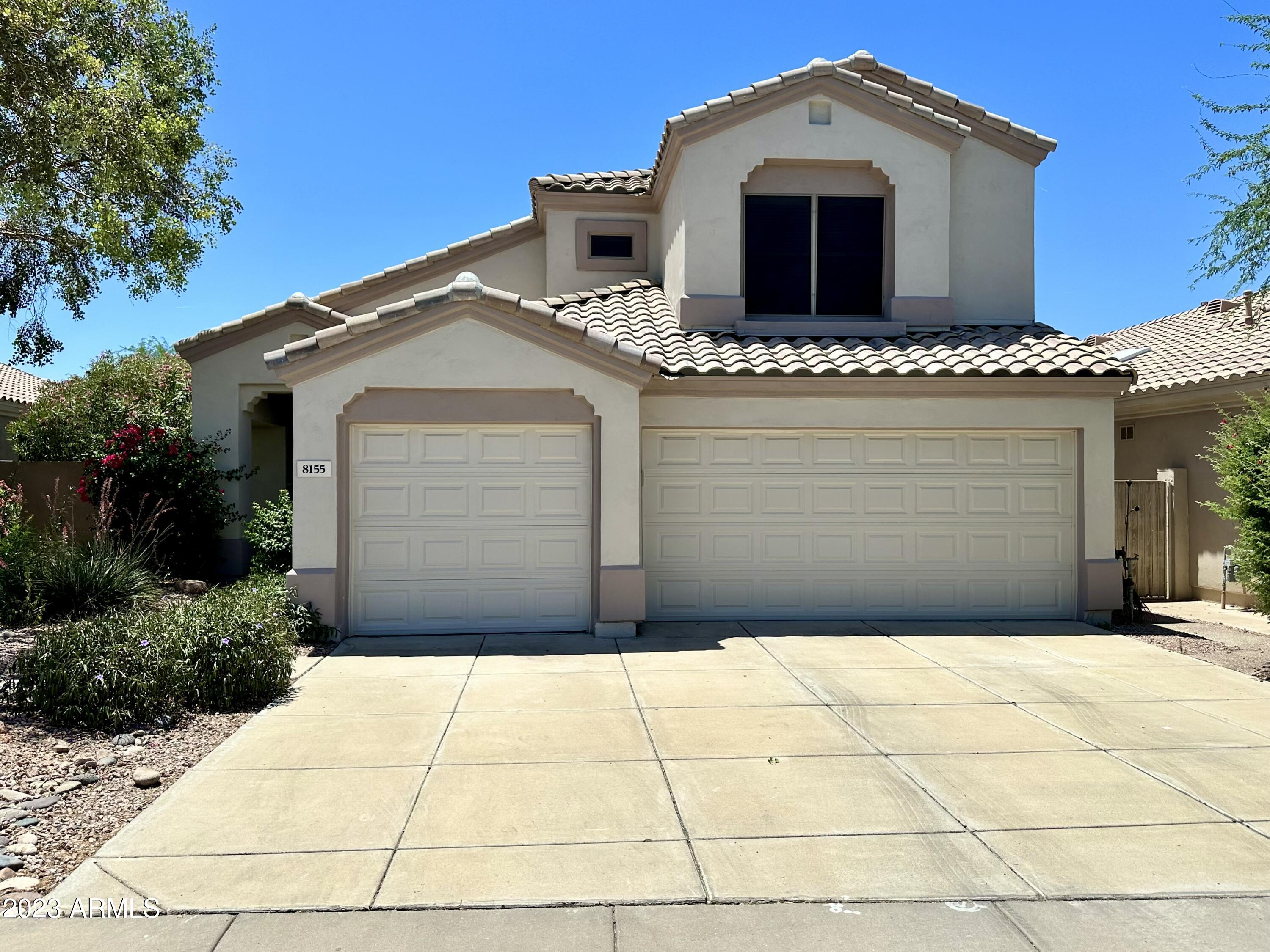 8155 E MICHELLE Drive