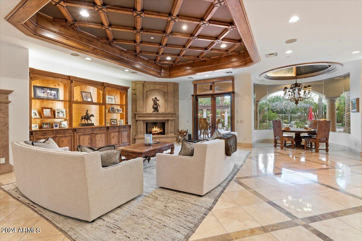7300 N 70TH Street