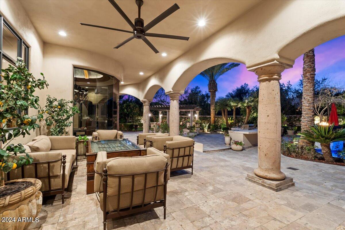 7300 N 70TH Street