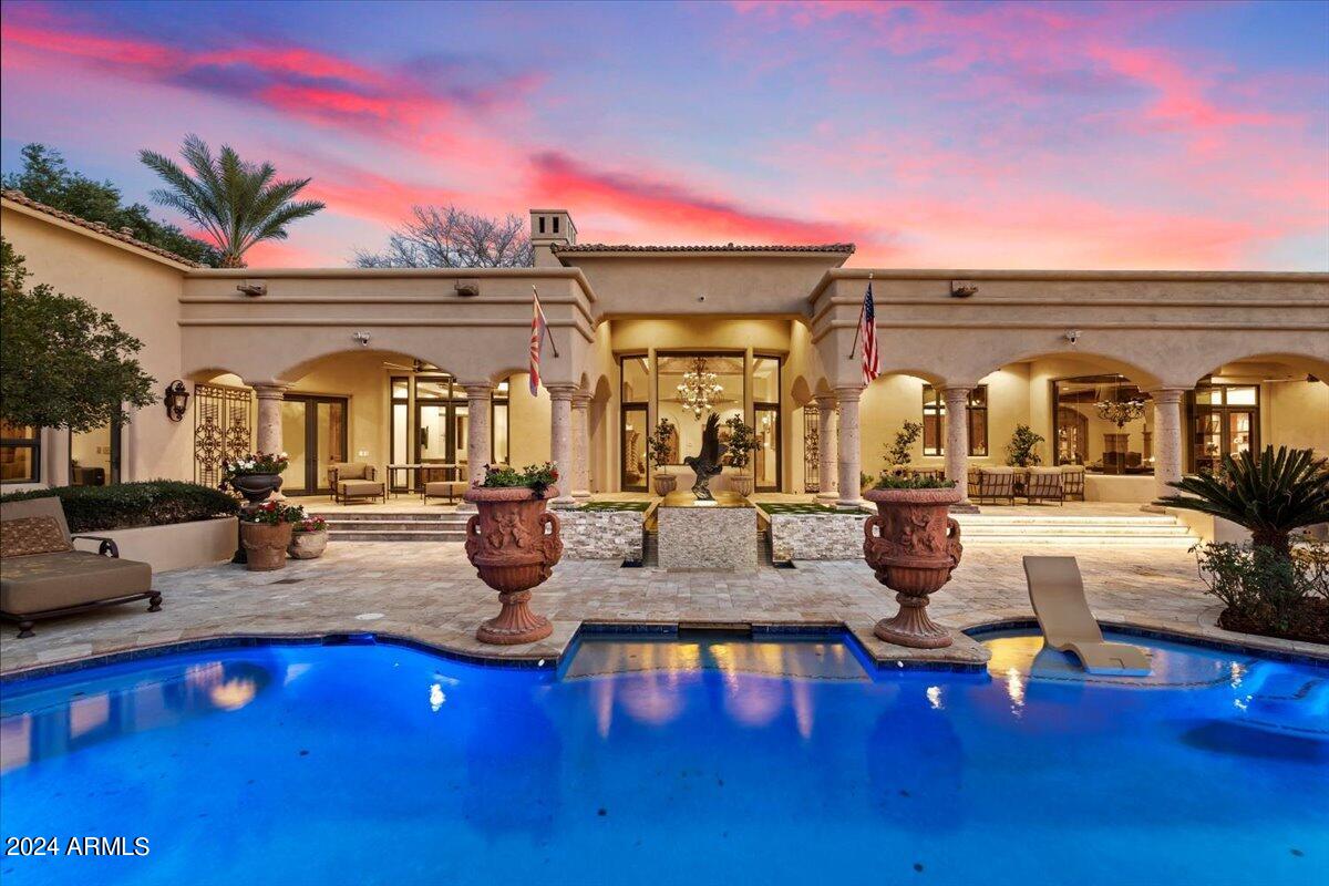 7300 N 70TH Street