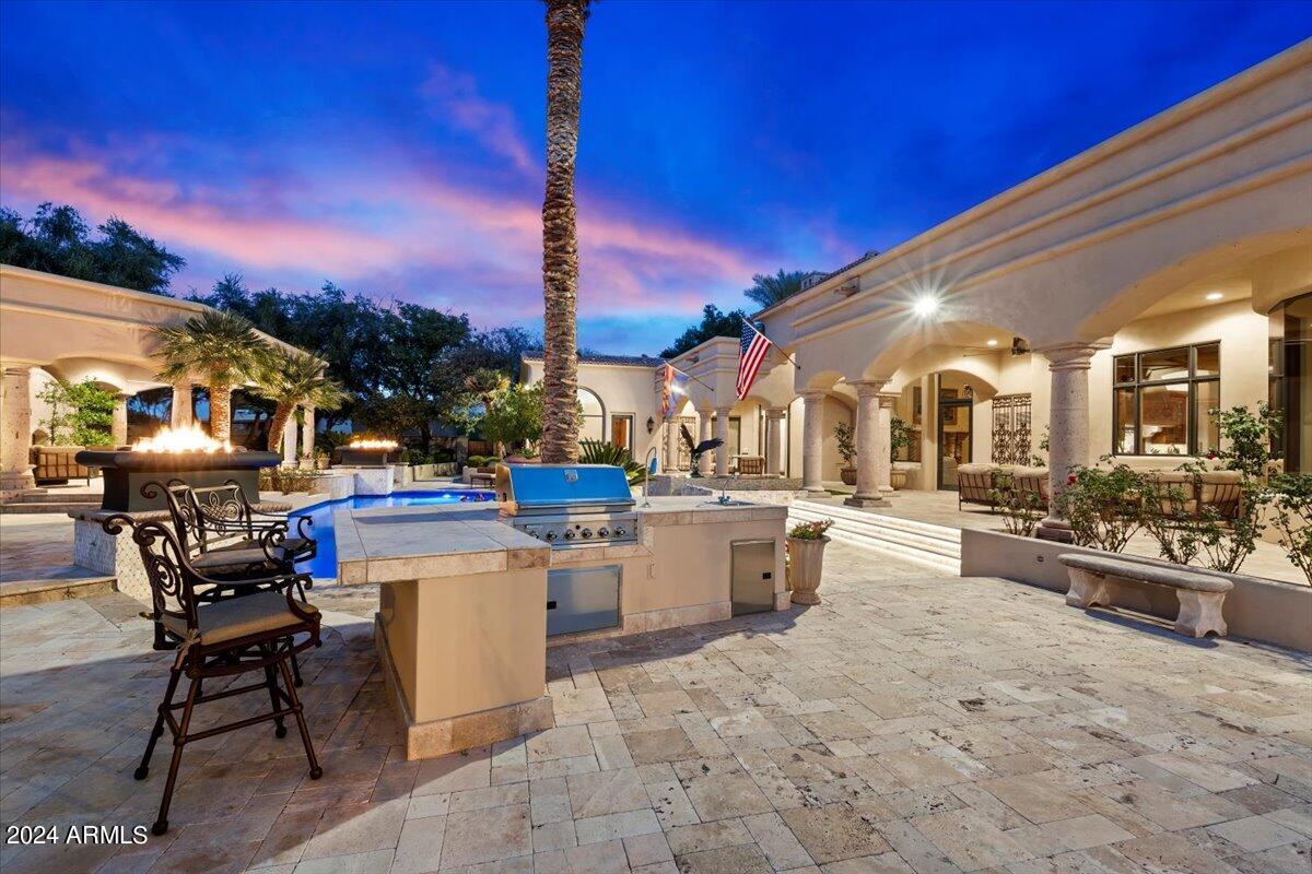 7300 N 70TH Street