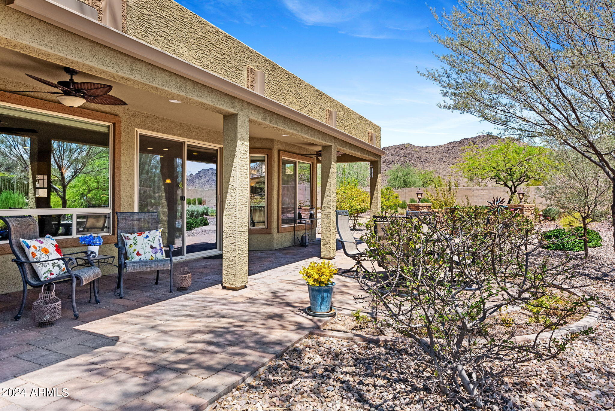 17531 W SILVER FOX Way