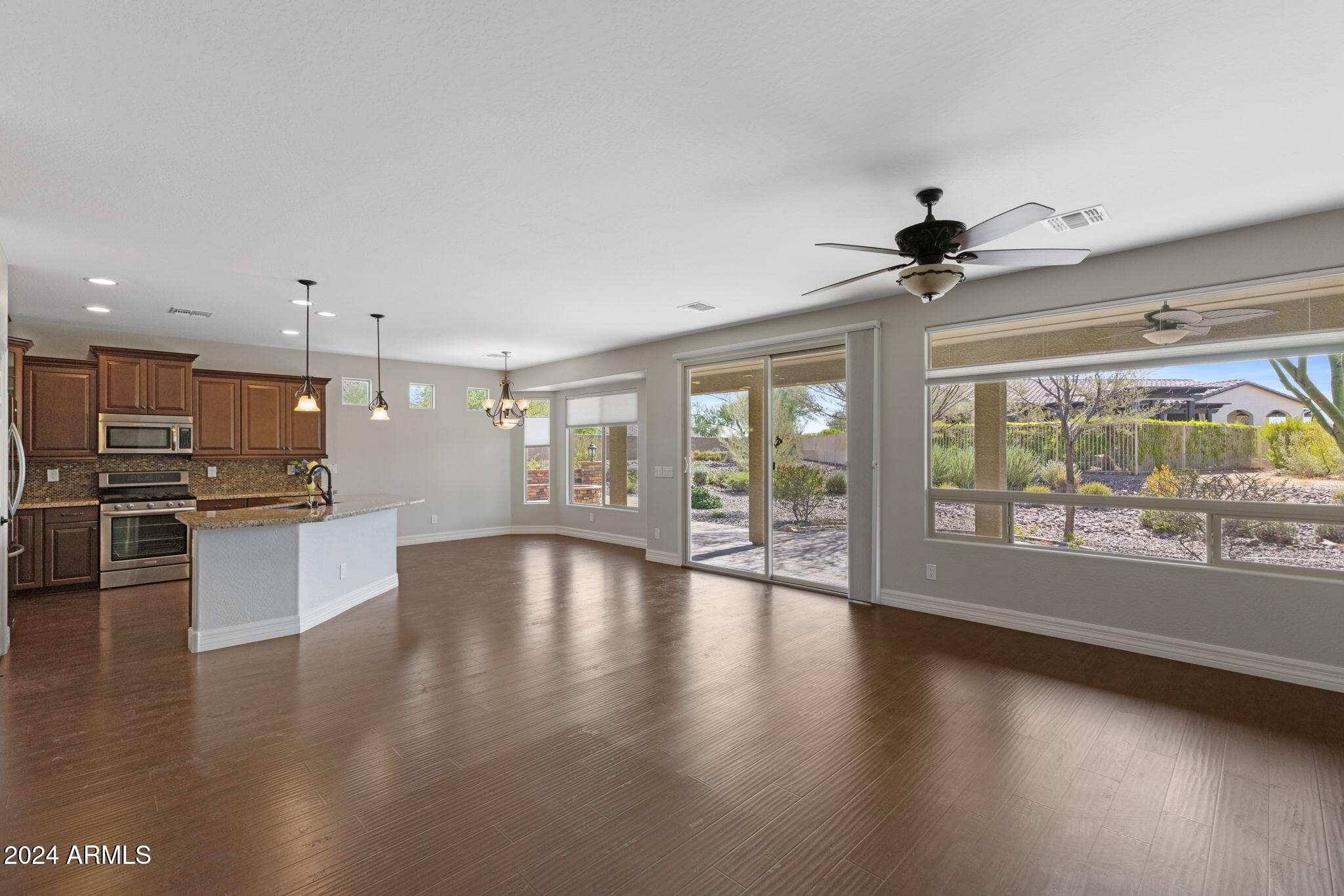 17531 W SILVER FOX Way