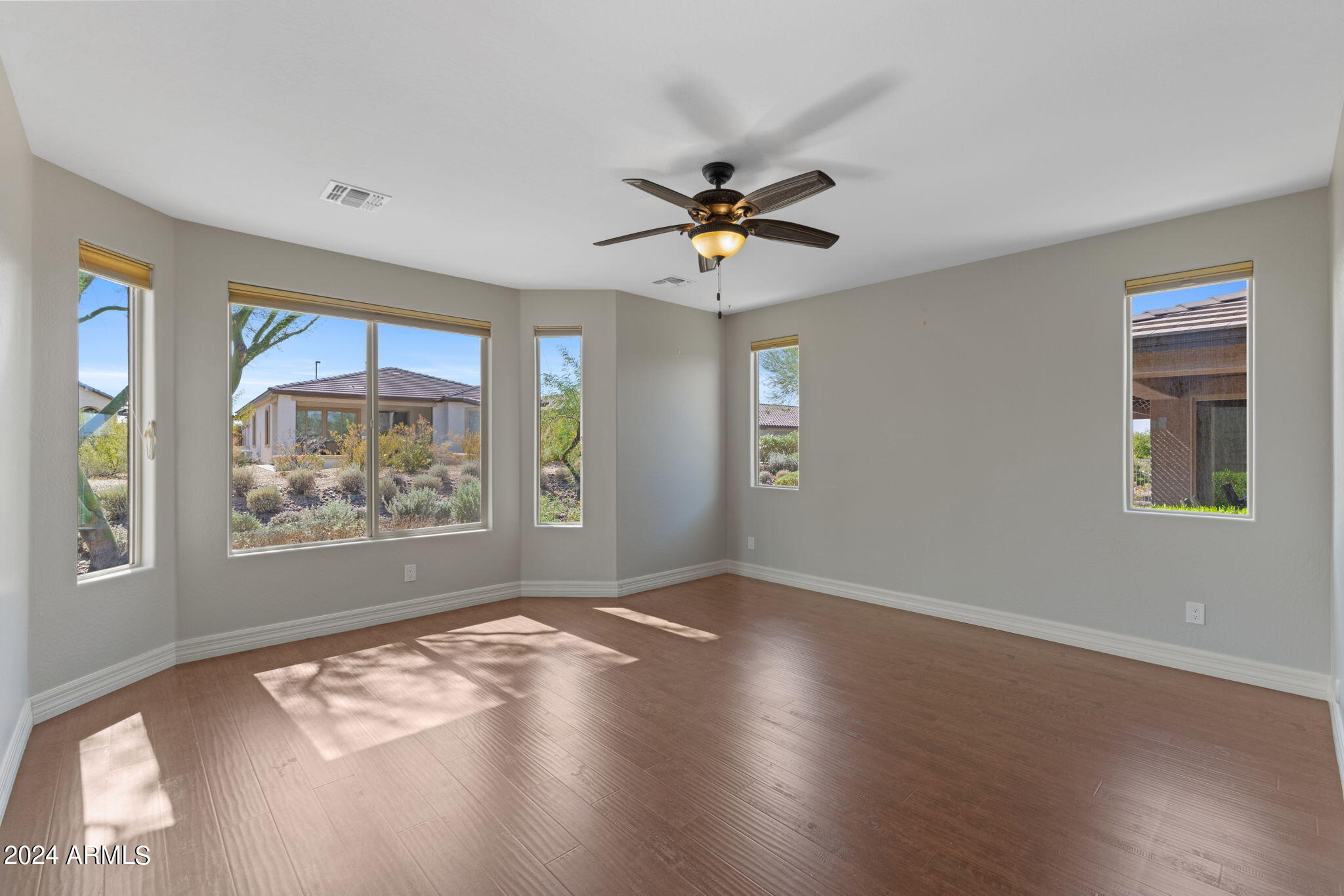 17531 W SILVER FOX Way