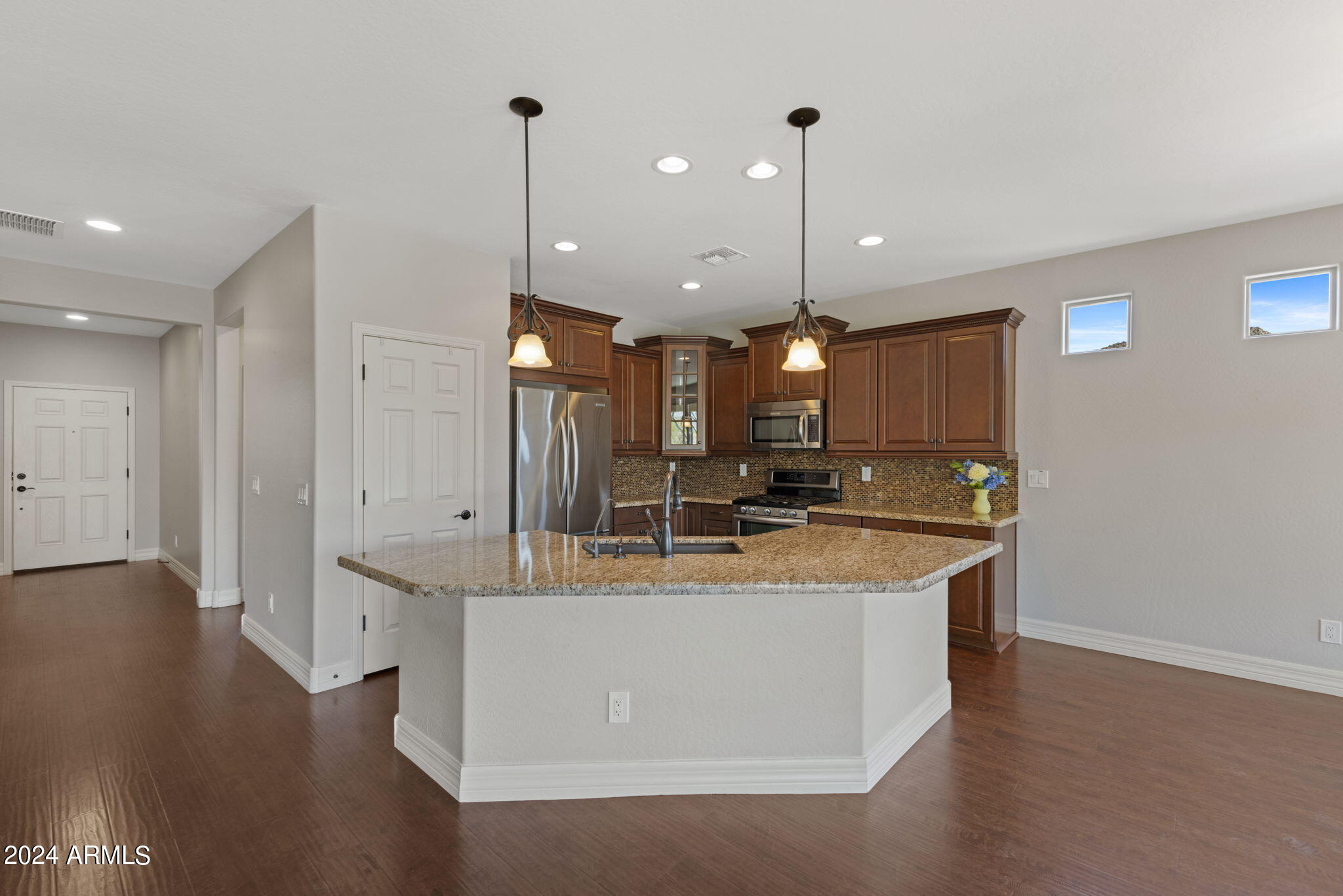 17531 W SILVER FOX Way