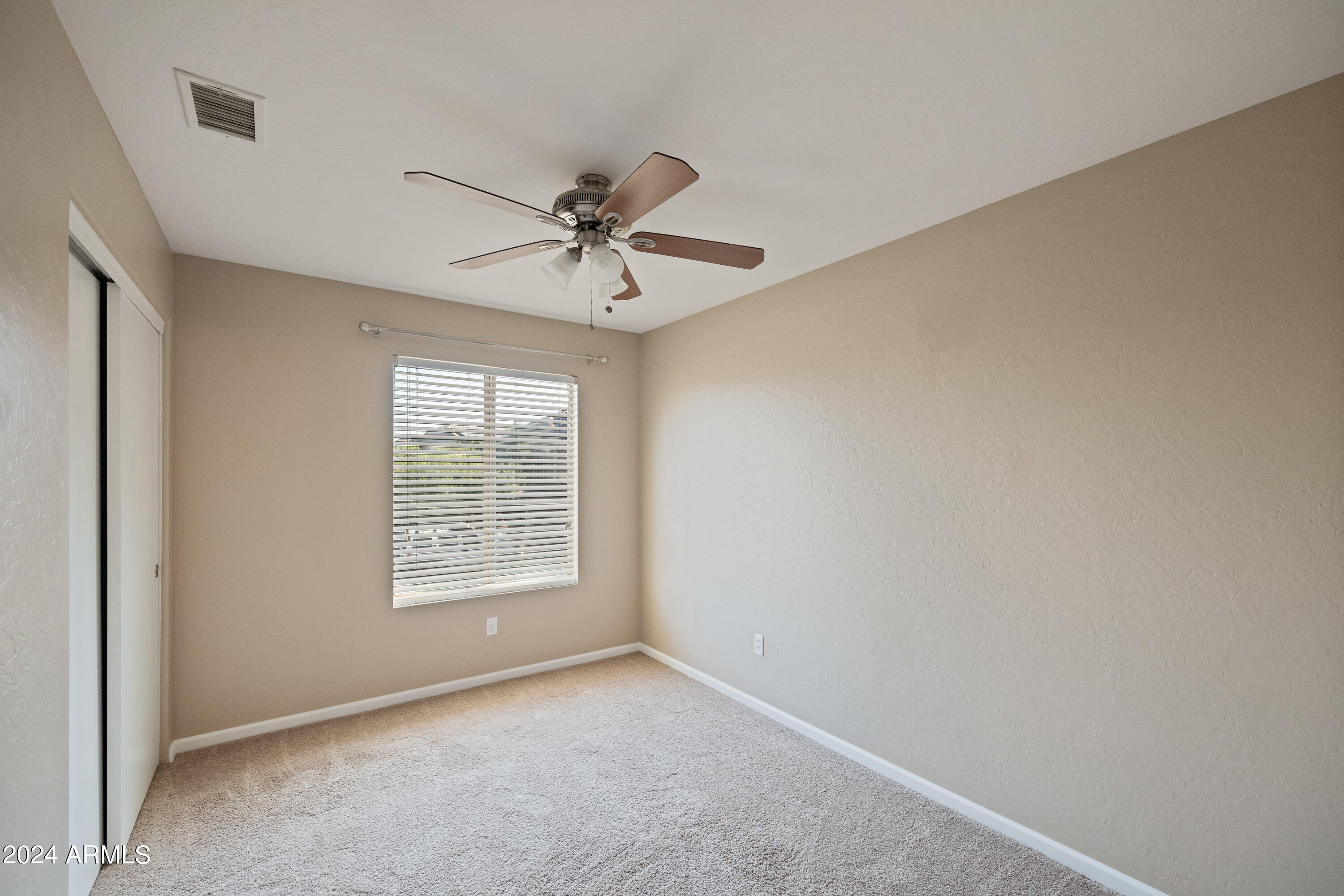 1359 E GAIL Court
