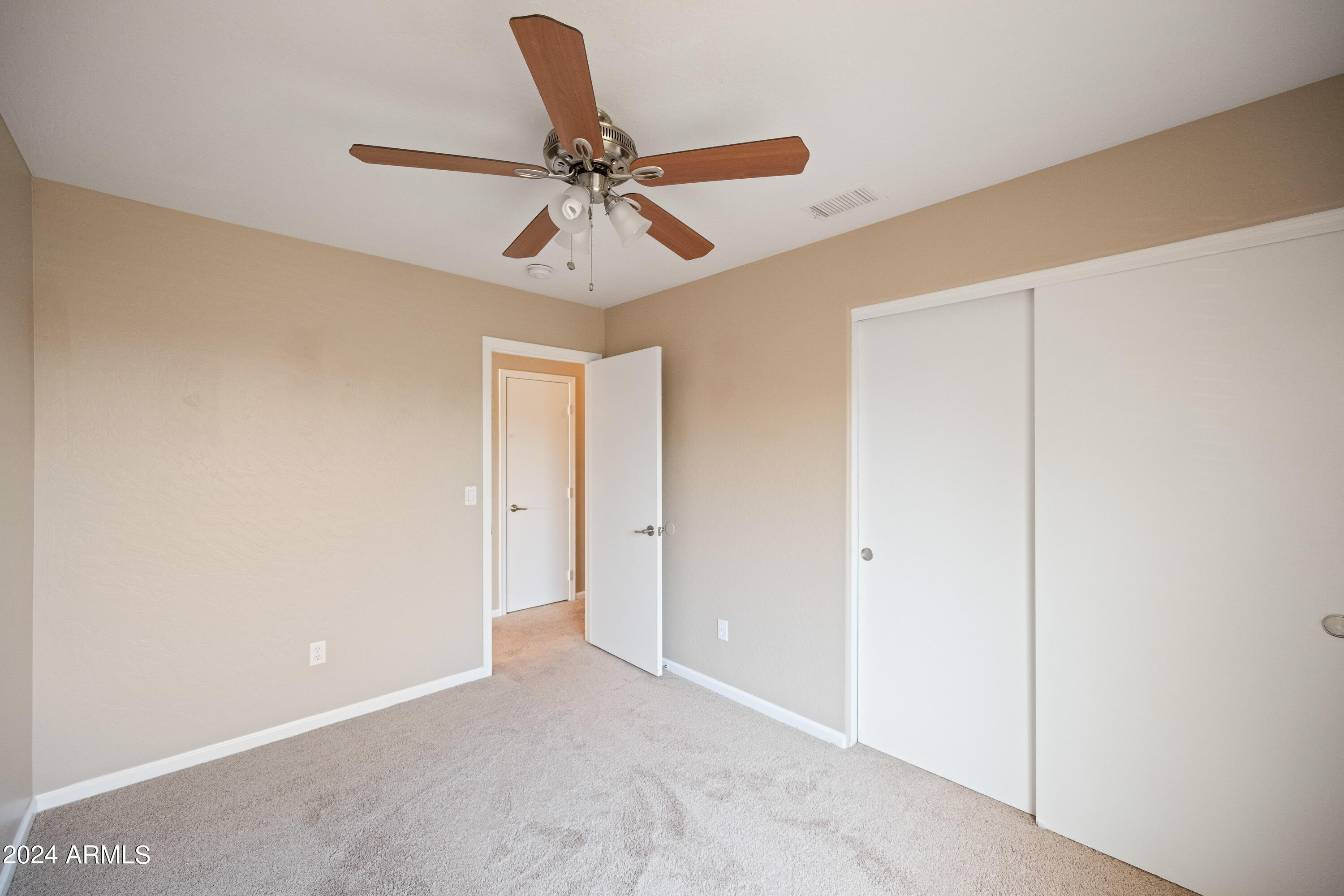 1359 E GAIL Court