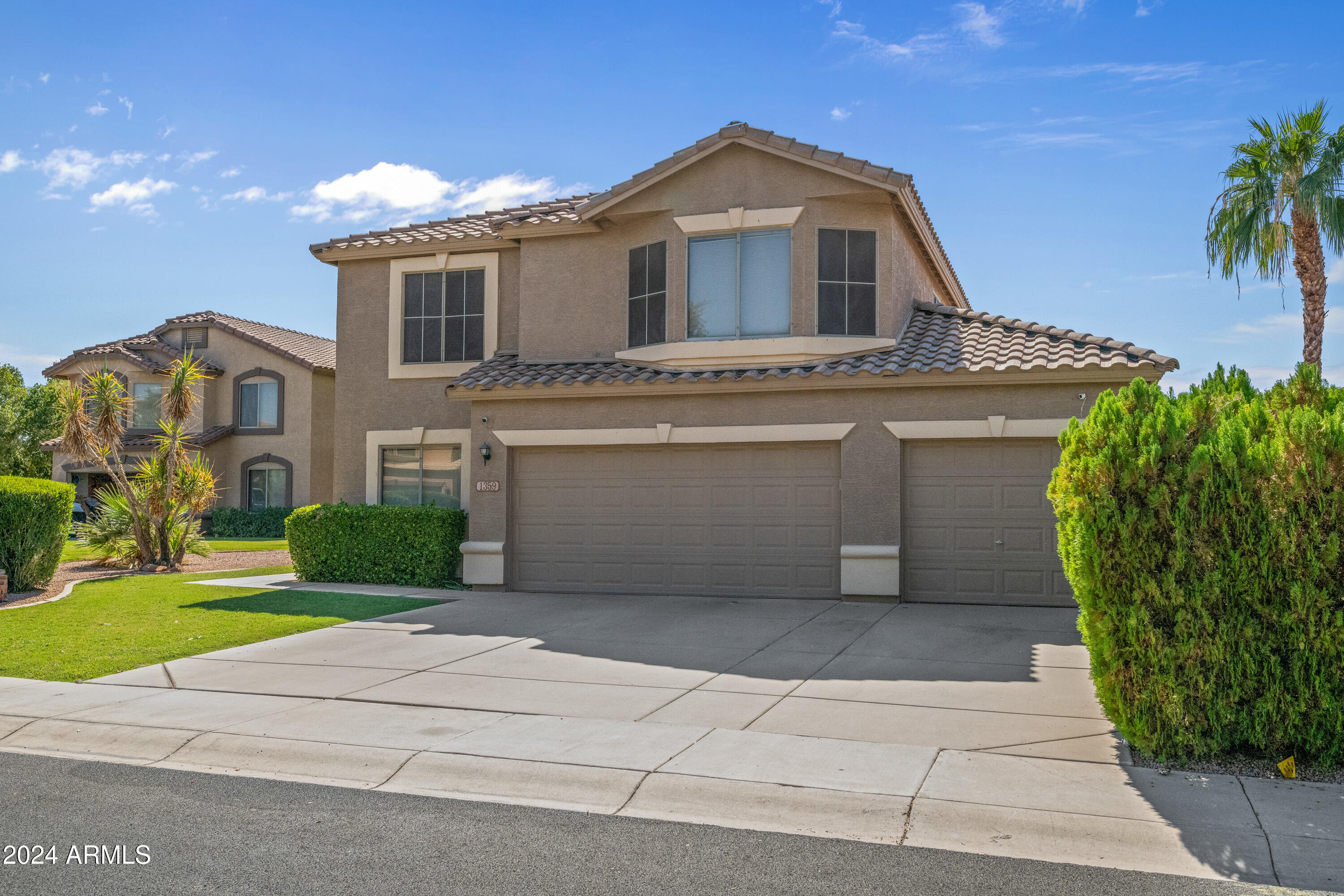1359 E GAIL Court