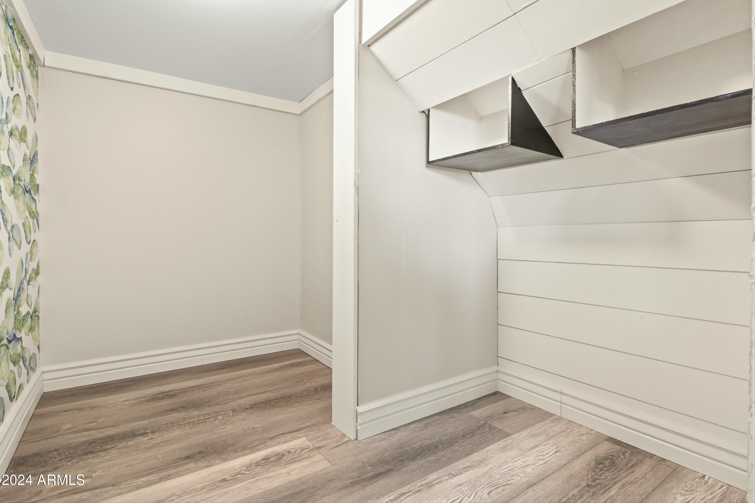 1672 S PENROSE Drive