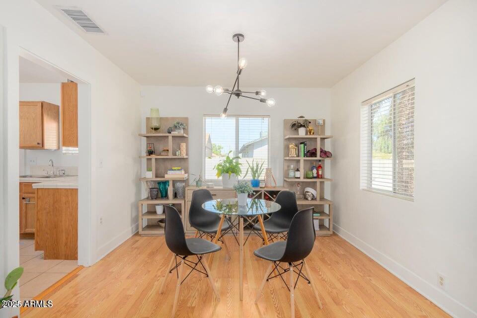 3832 N 9TH Street