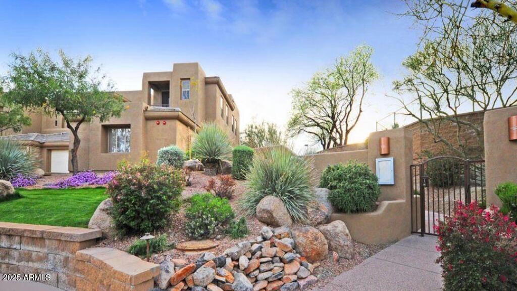 14850 E GRANDVIEW Drive, 204