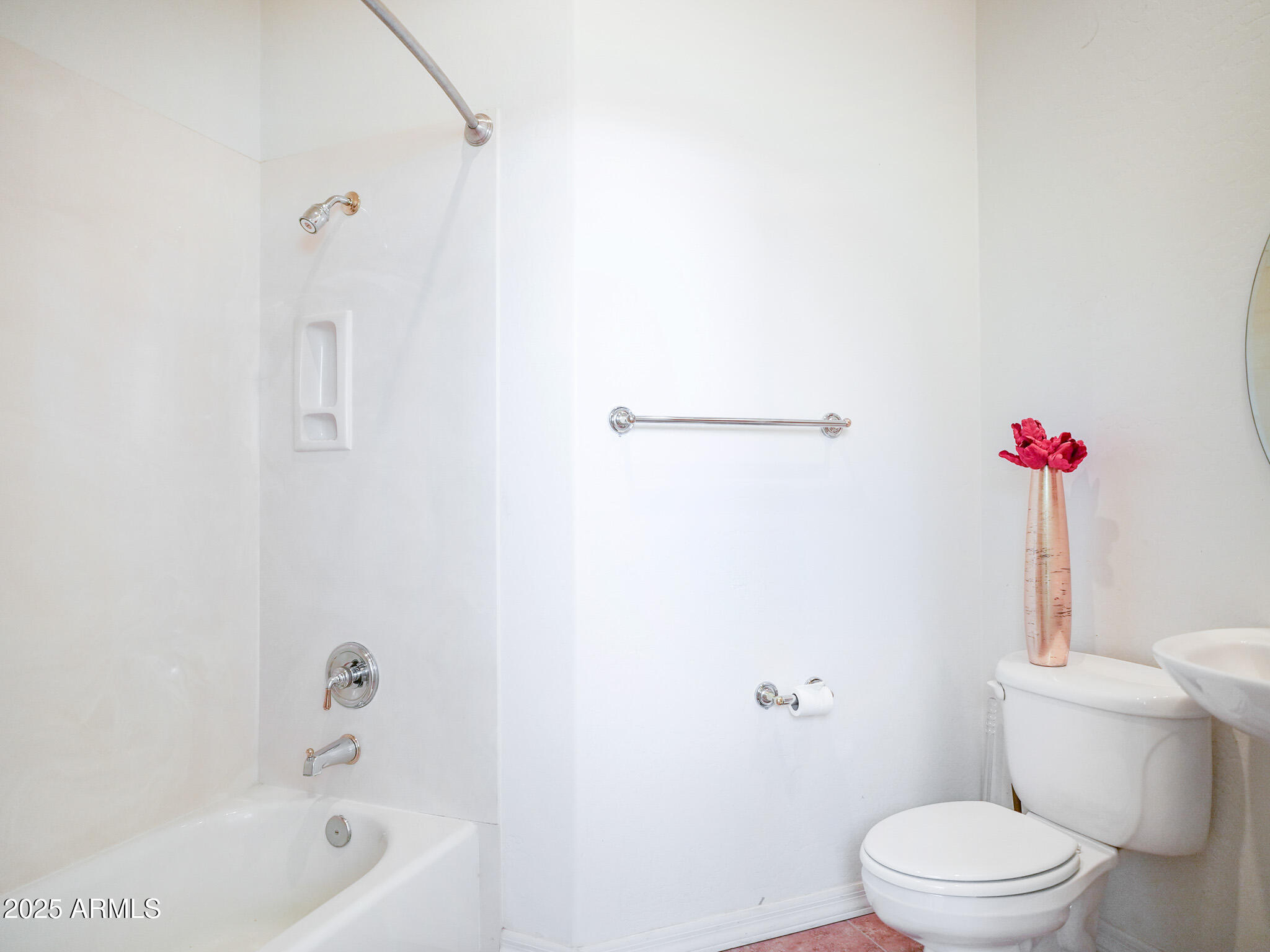 14850 E GRANDVIEW Drive, 204