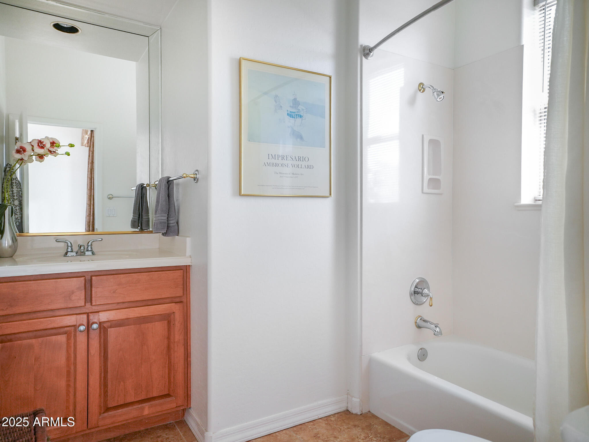 14850 E GRANDVIEW Drive, 204