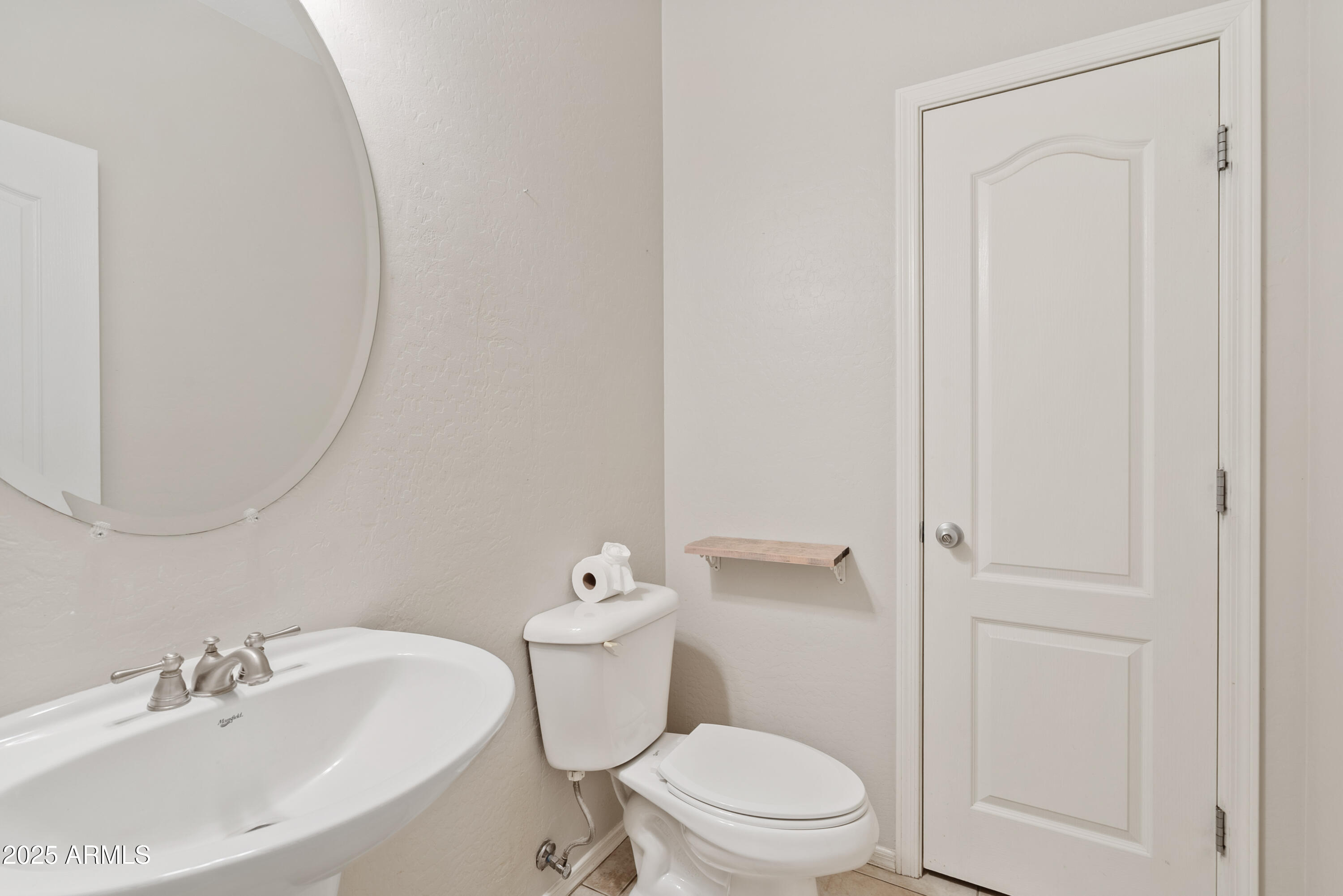 3850 E Longhorn Street