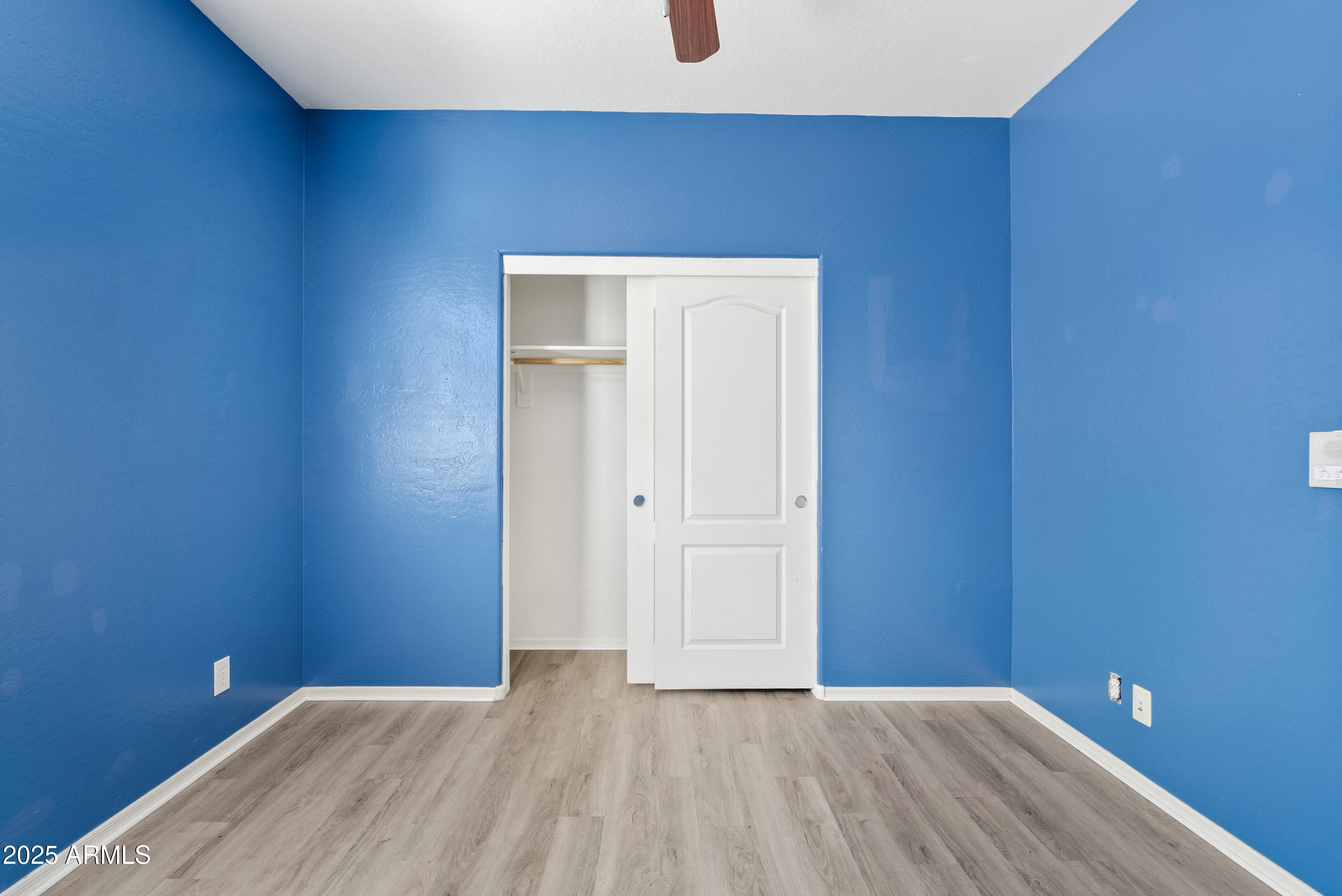 3850 E Longhorn Street