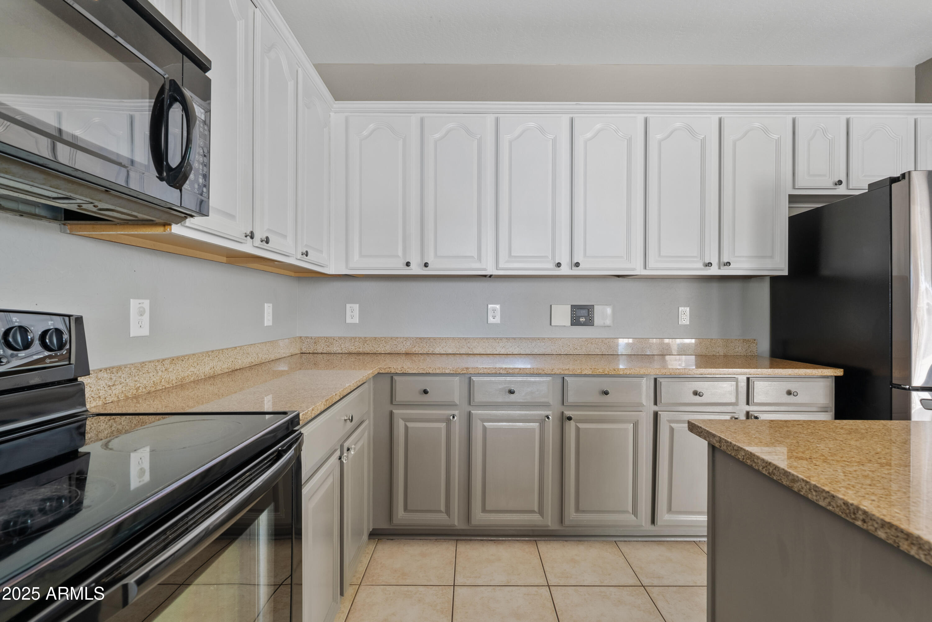 3850 E Longhorn Street