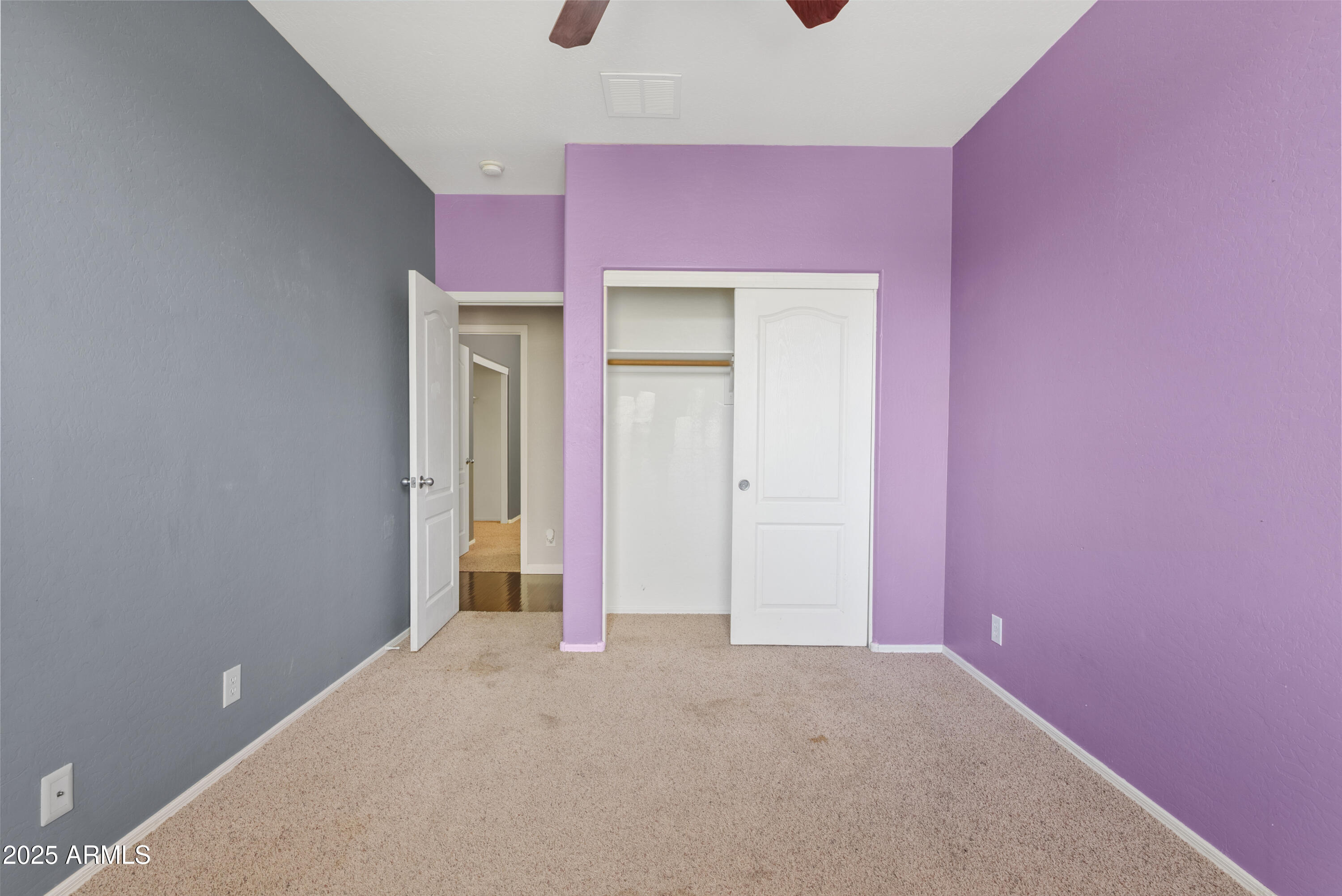 3850 E Longhorn Street