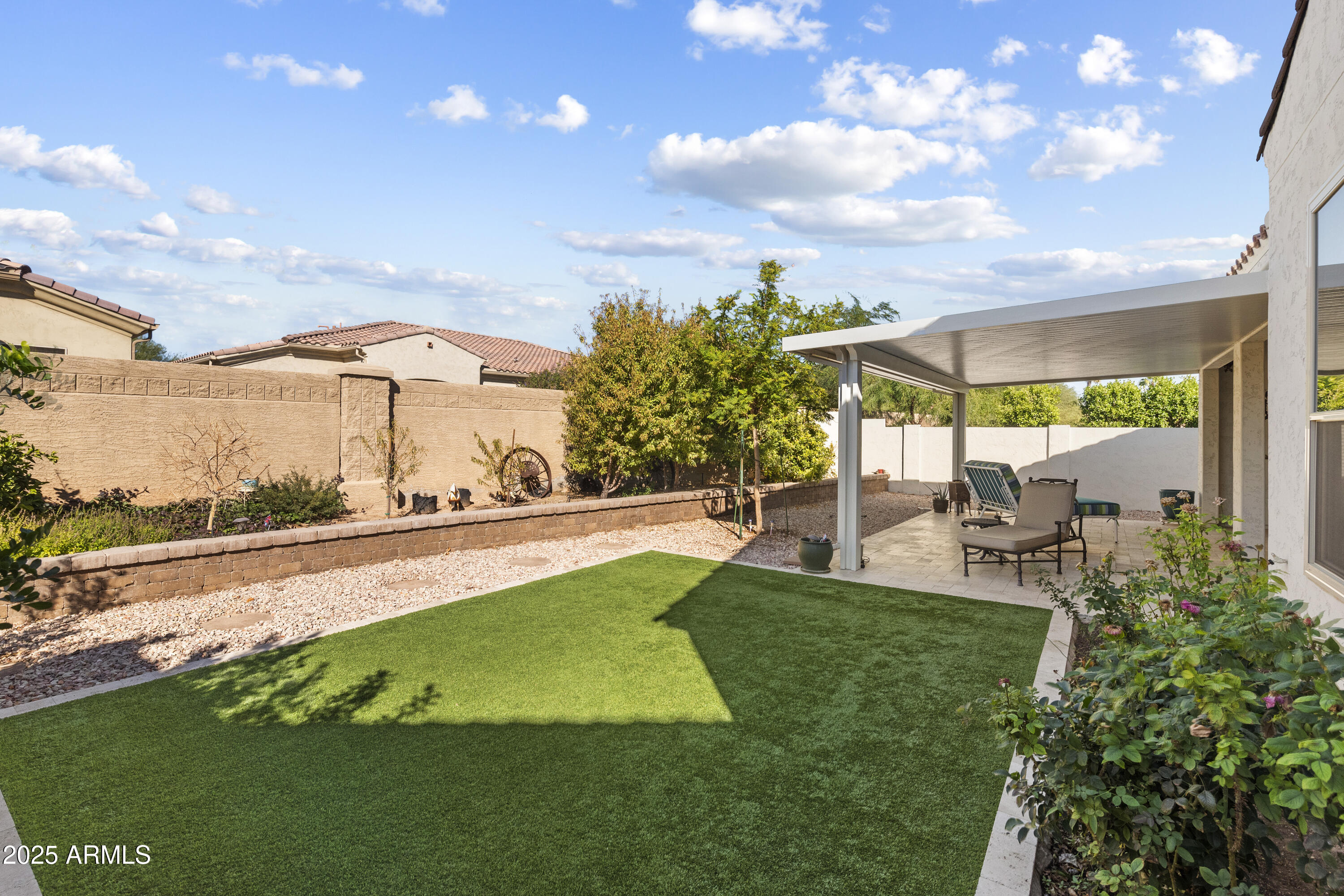 16944 W CORONADO Road