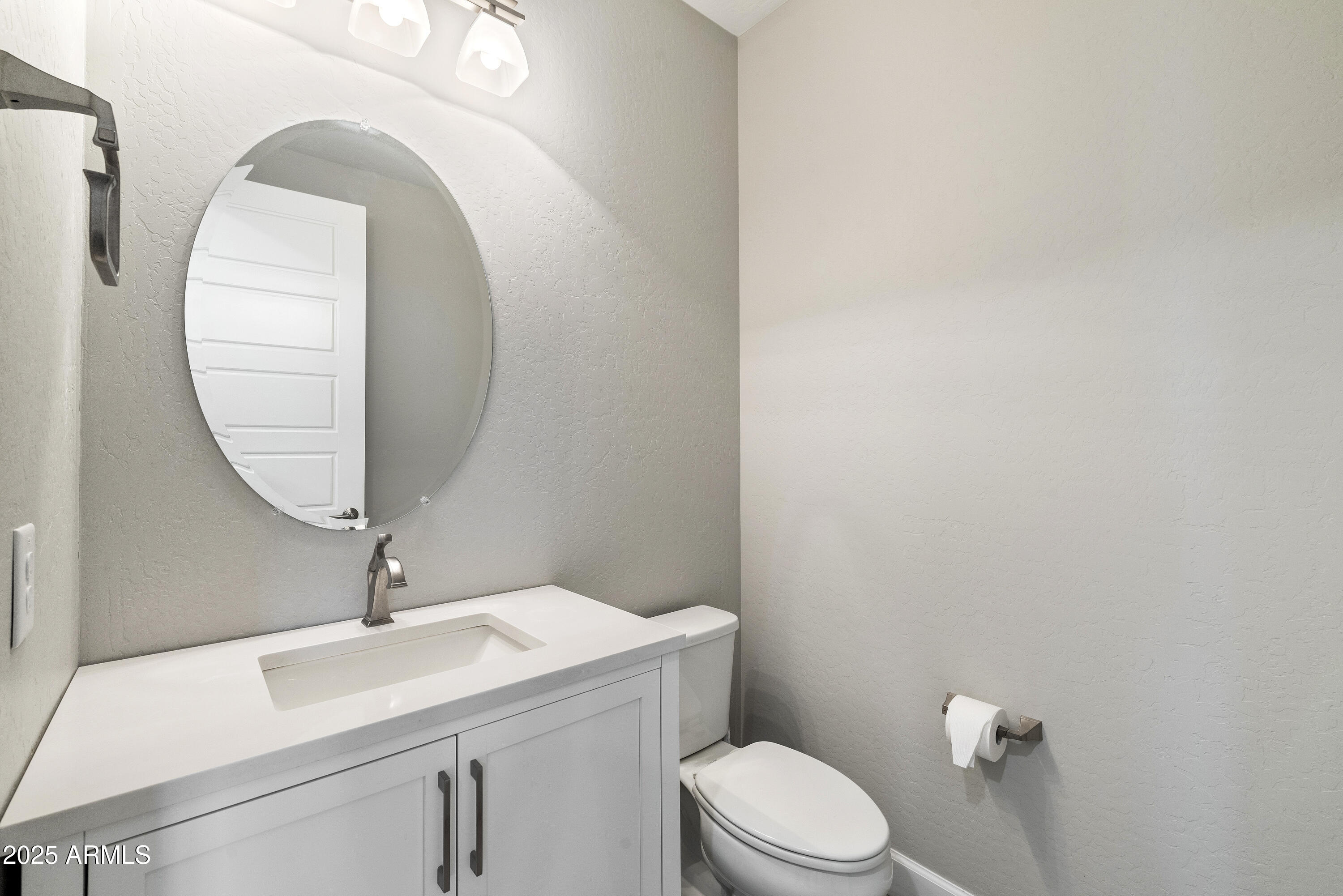 16944 W CORONADO Road