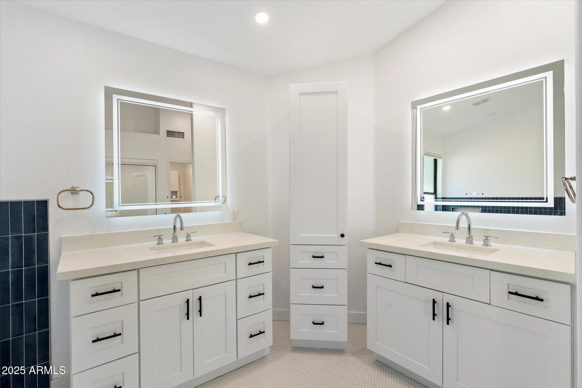 4812 E AIRE LIBRE Avenue, Scottsdale