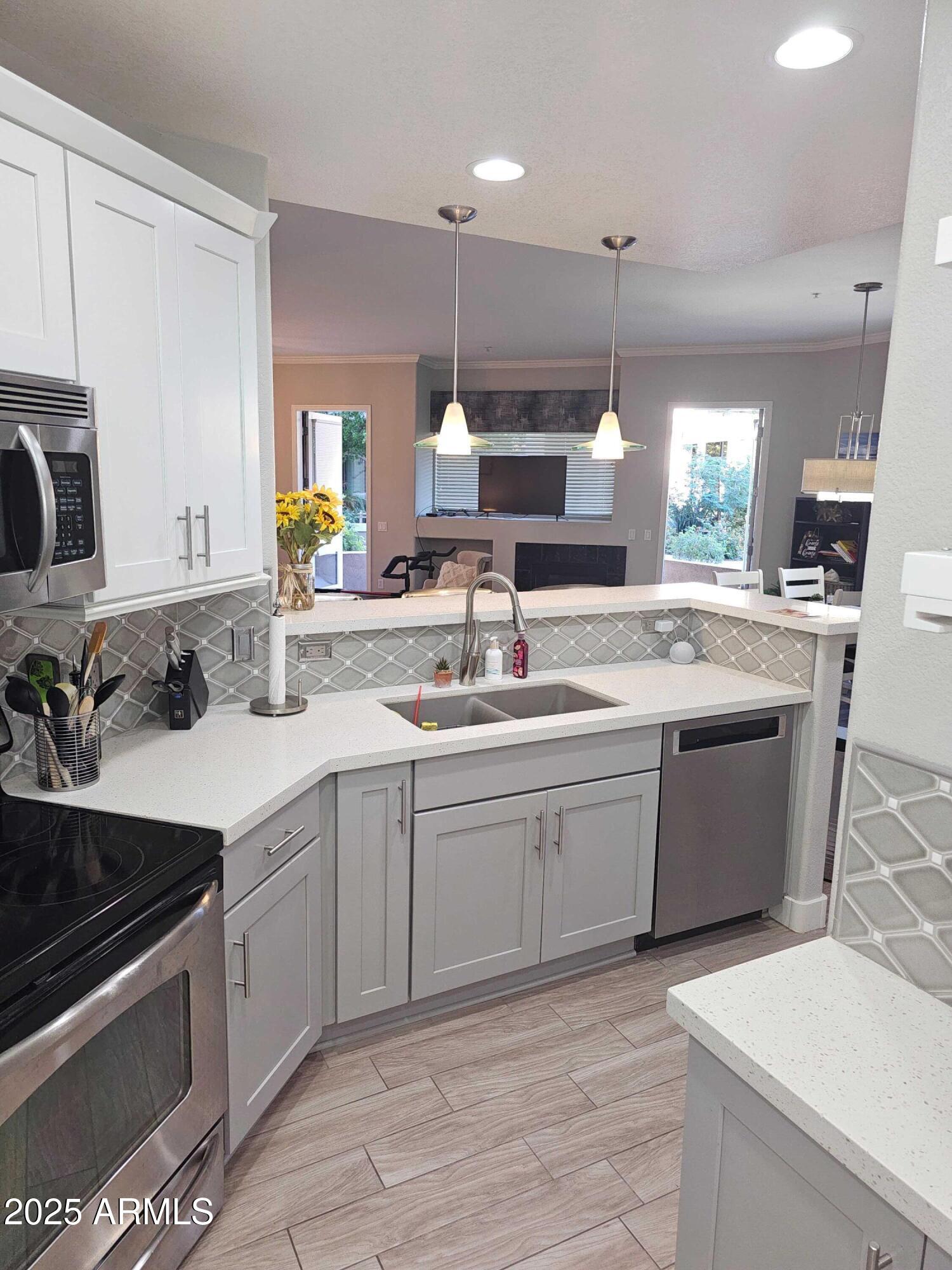 11640 N TATUM Boulevard, 1035