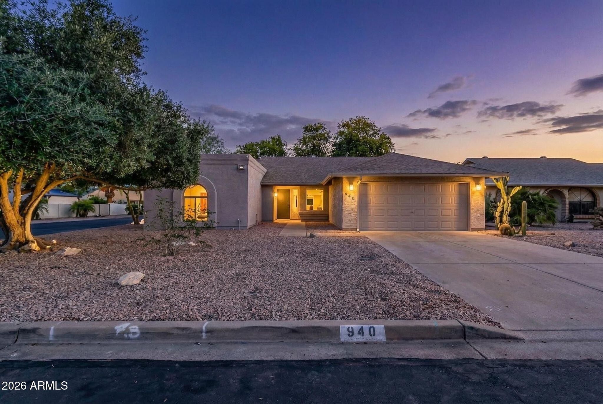 940 S 78TH Place
