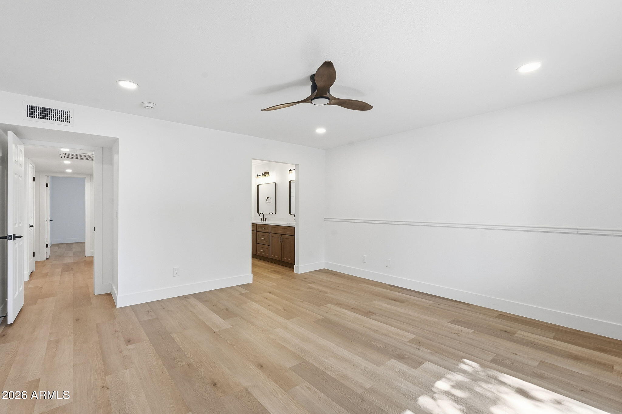 940 S 78TH Place