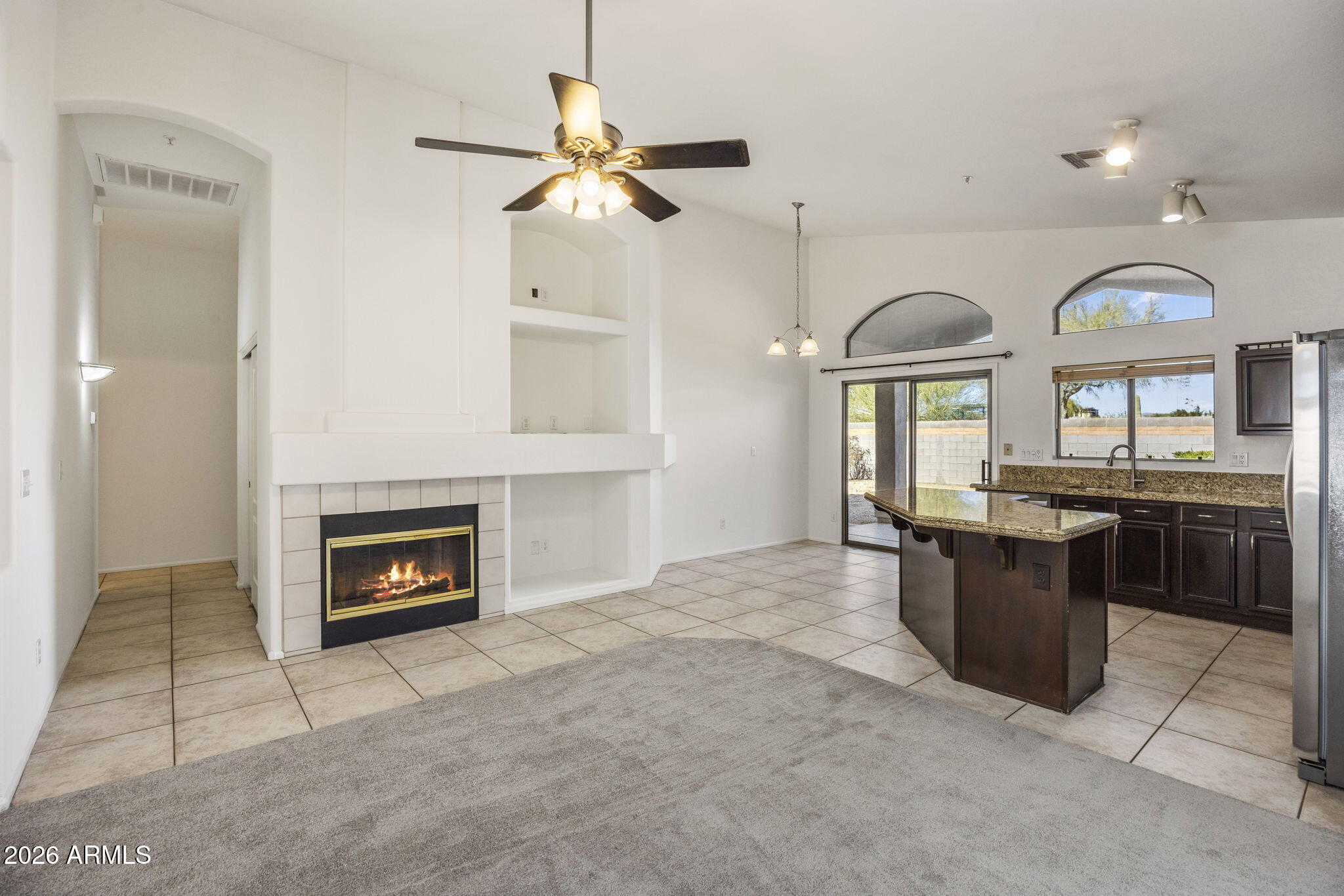 8122 E THERESA Drive