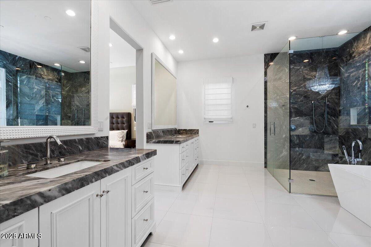 10074 E FLATHORN Drive