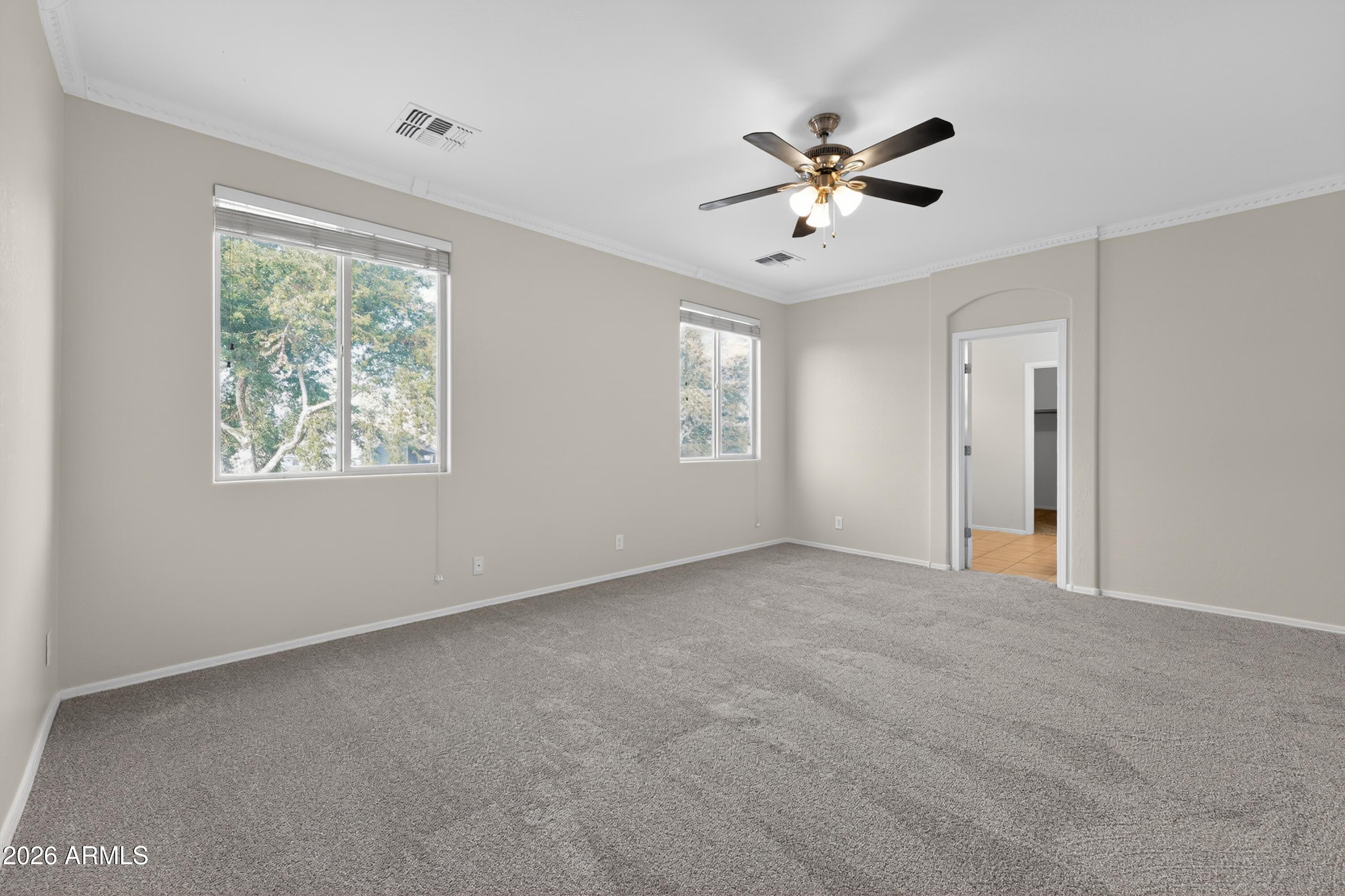 3850 E Longhorn Street