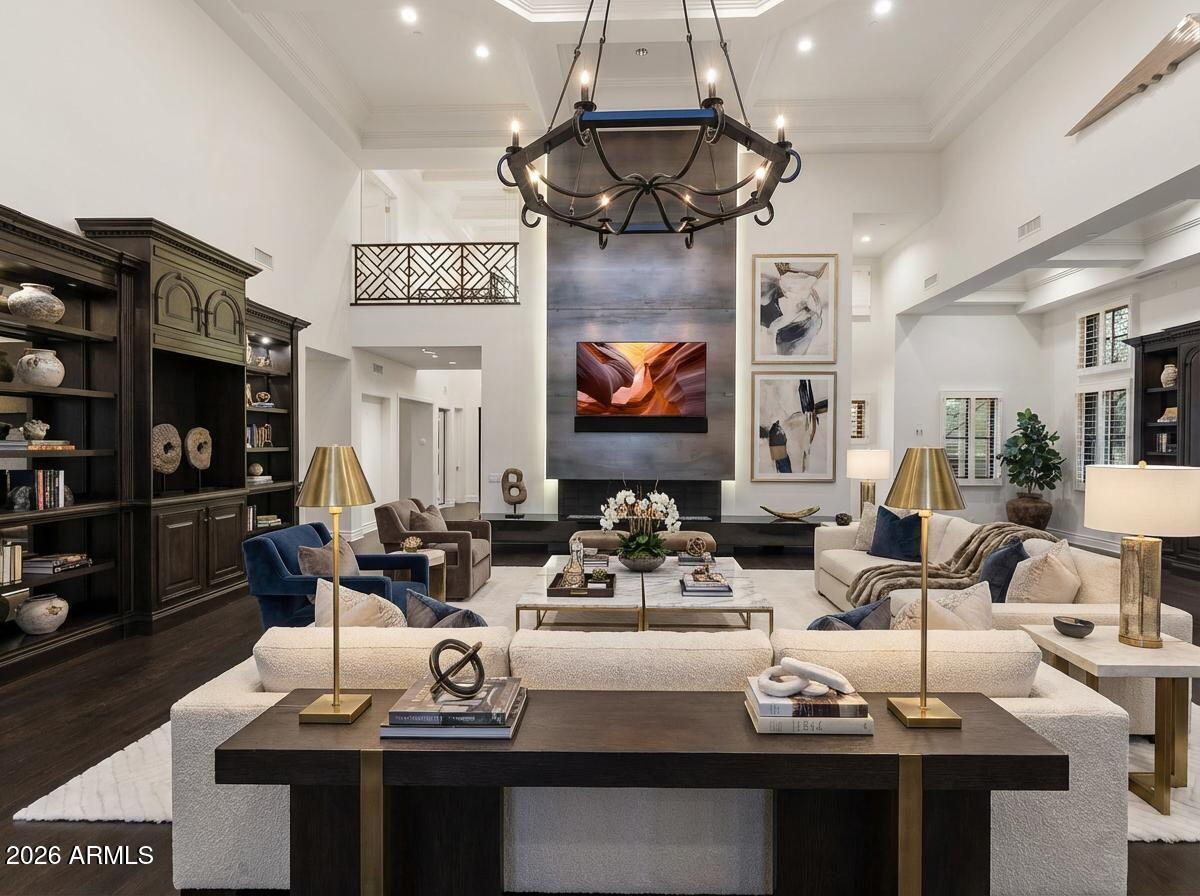 10163 E HUALAPAI Drive