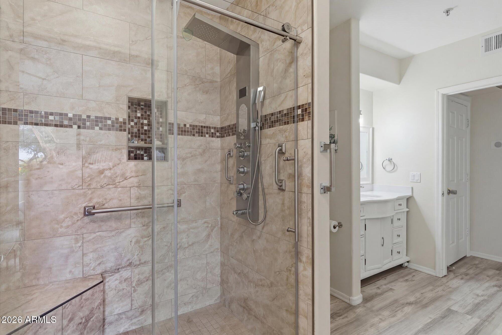 15095 N THOMPSON PEAK Parkway 1044