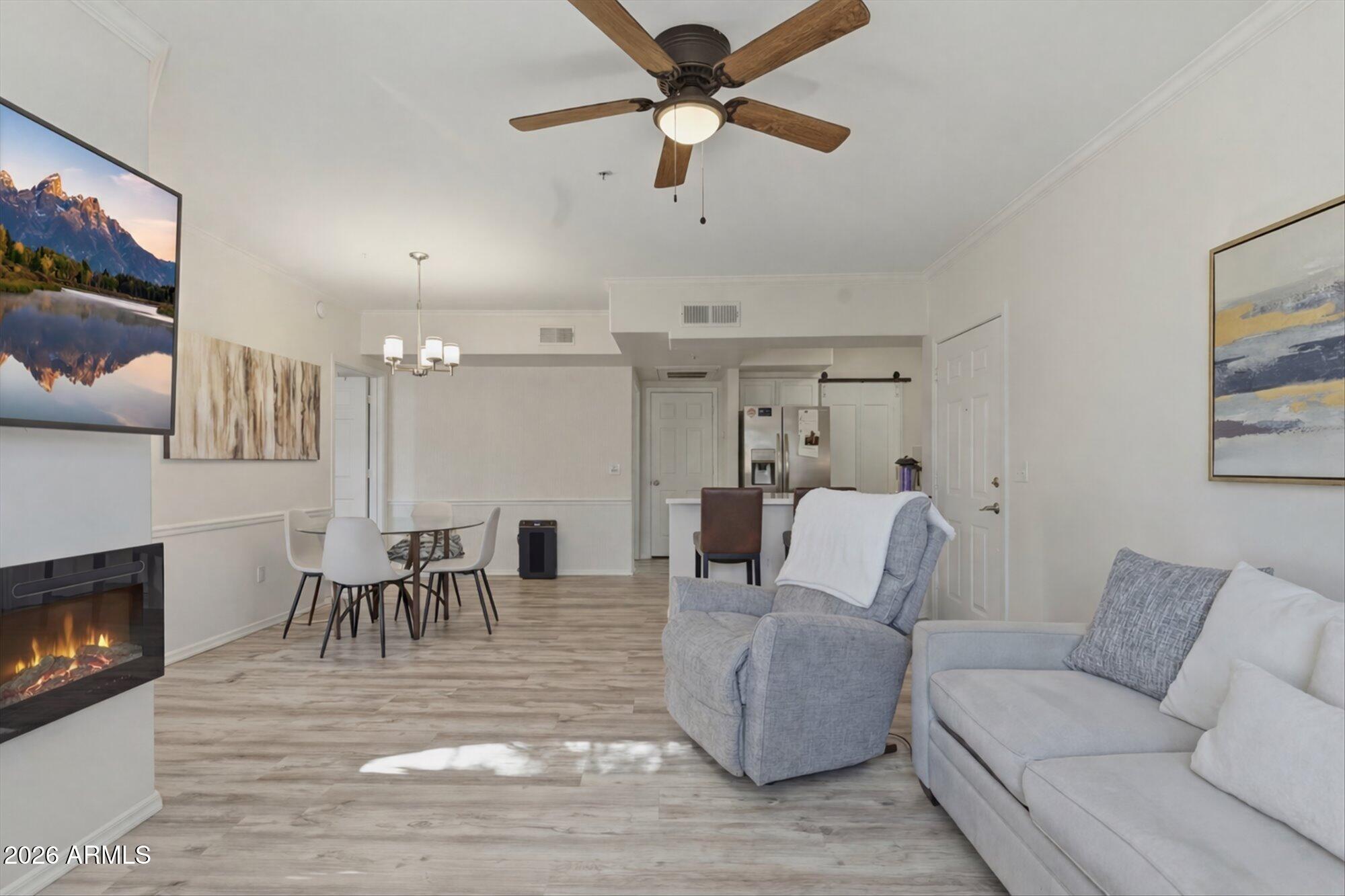 15095 N THOMPSON PEAK Parkway 1044