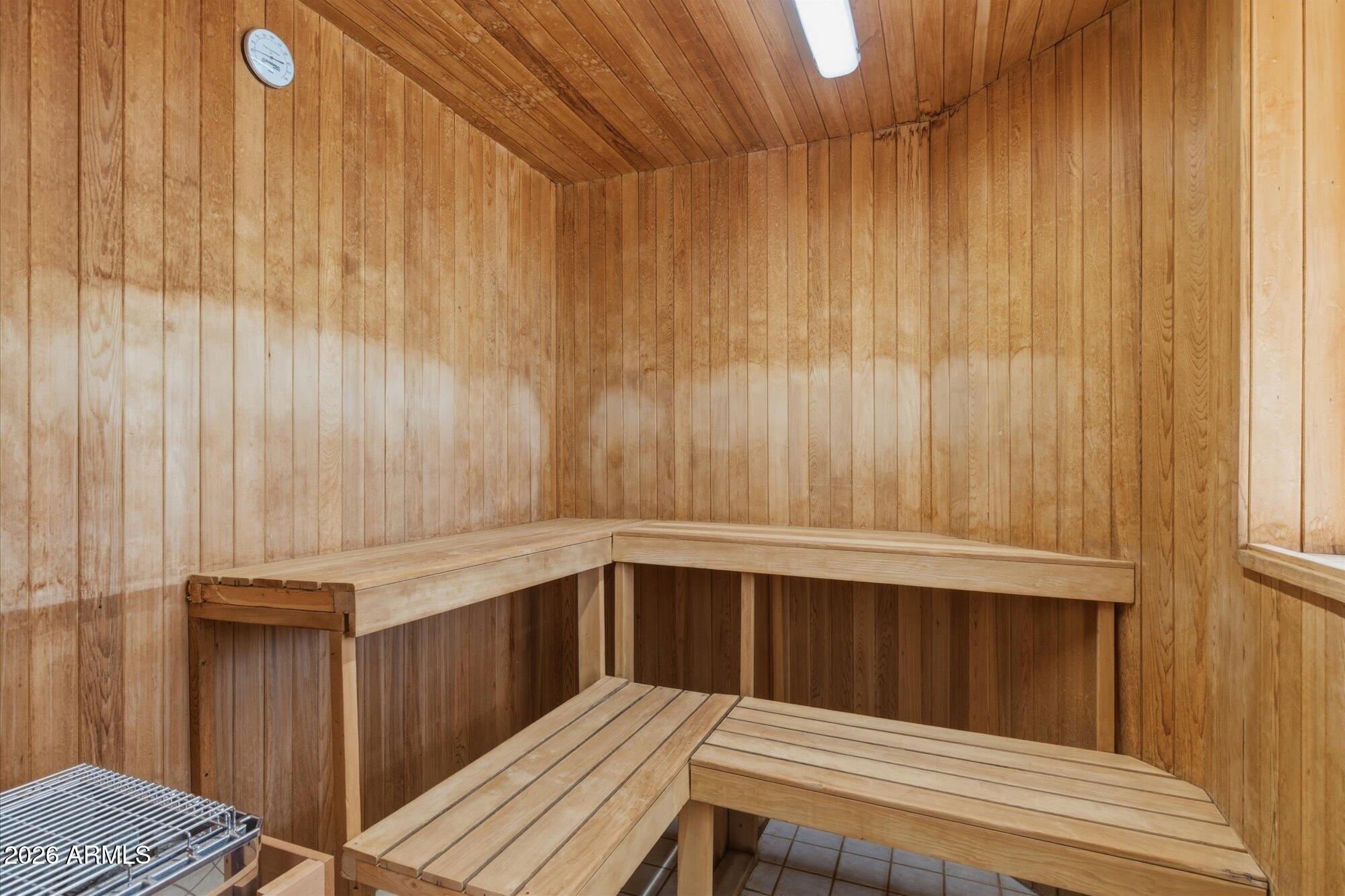 15095 N THOMPSON PEAK Parkway 1044