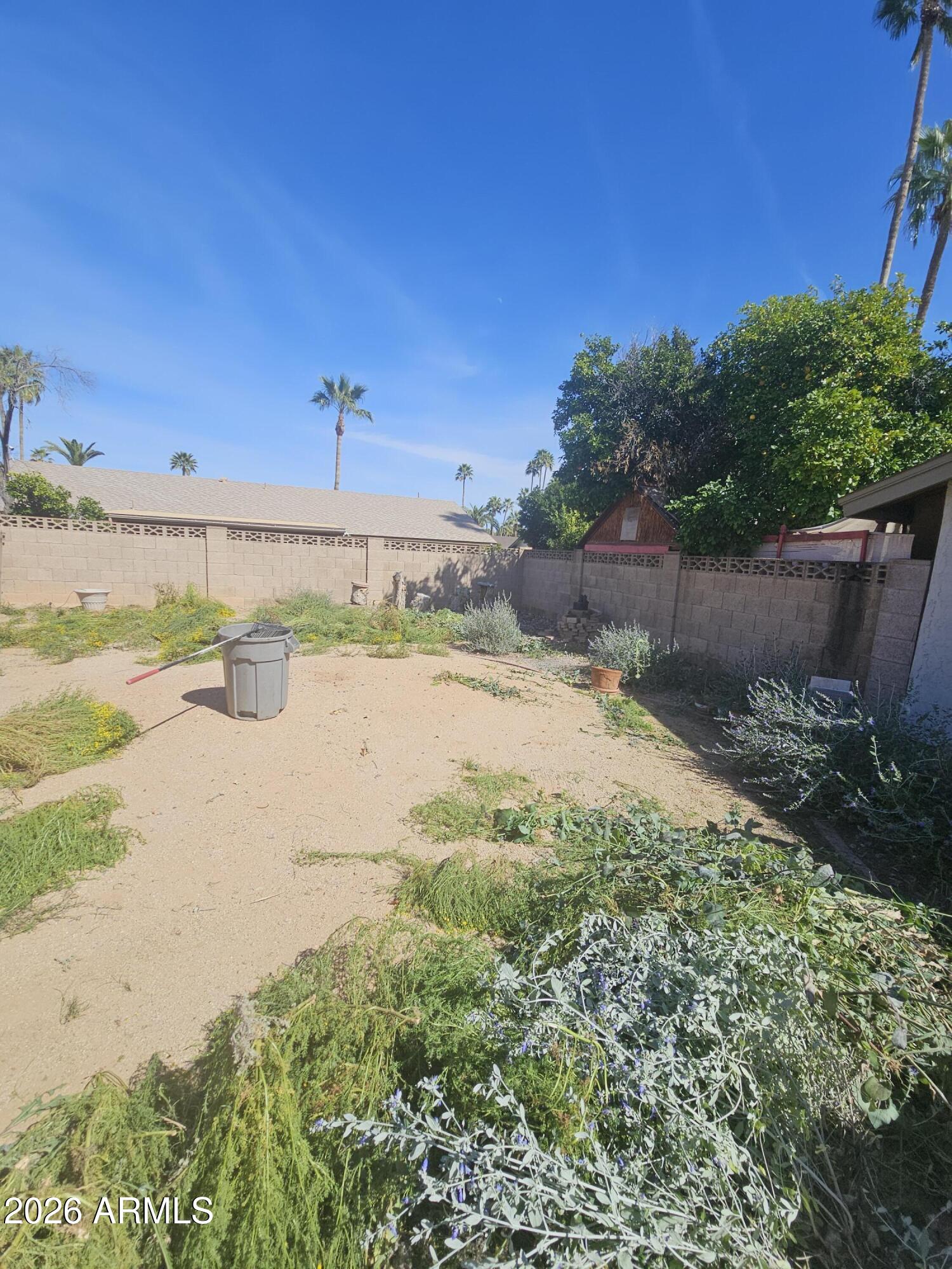 7625 N VIA DE LOS NINOS