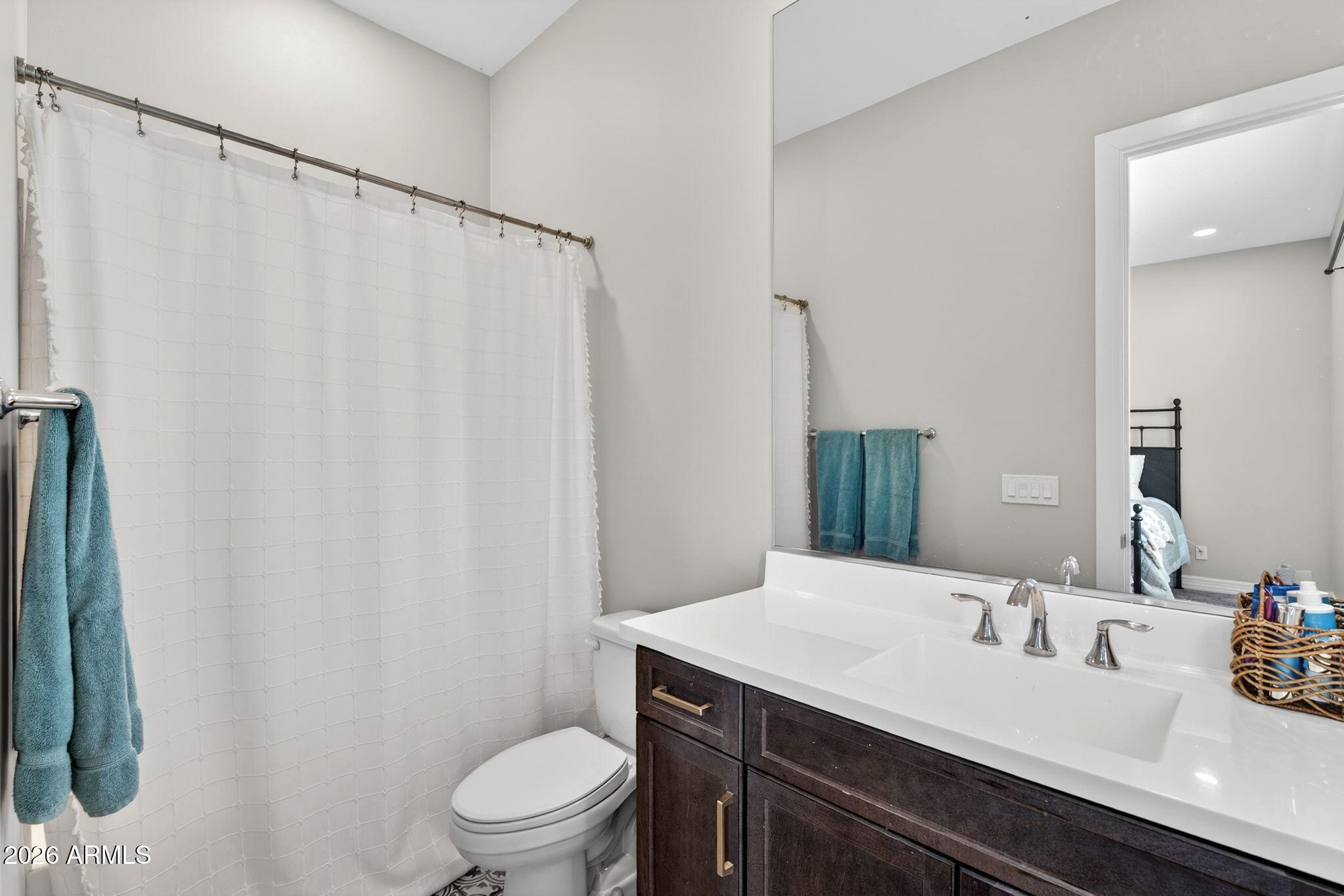 23064 E VIA LAS BRISAS