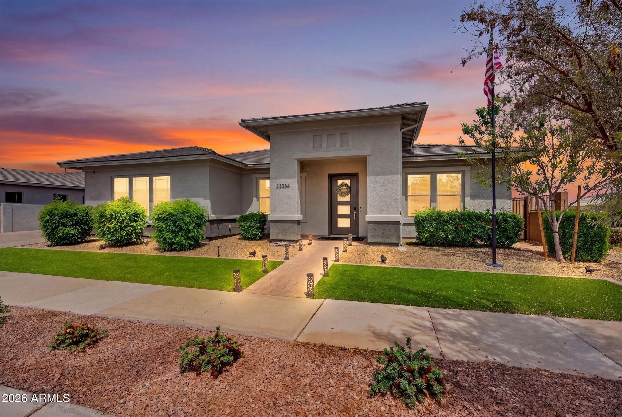 23064 E VIA LAS BRISAS