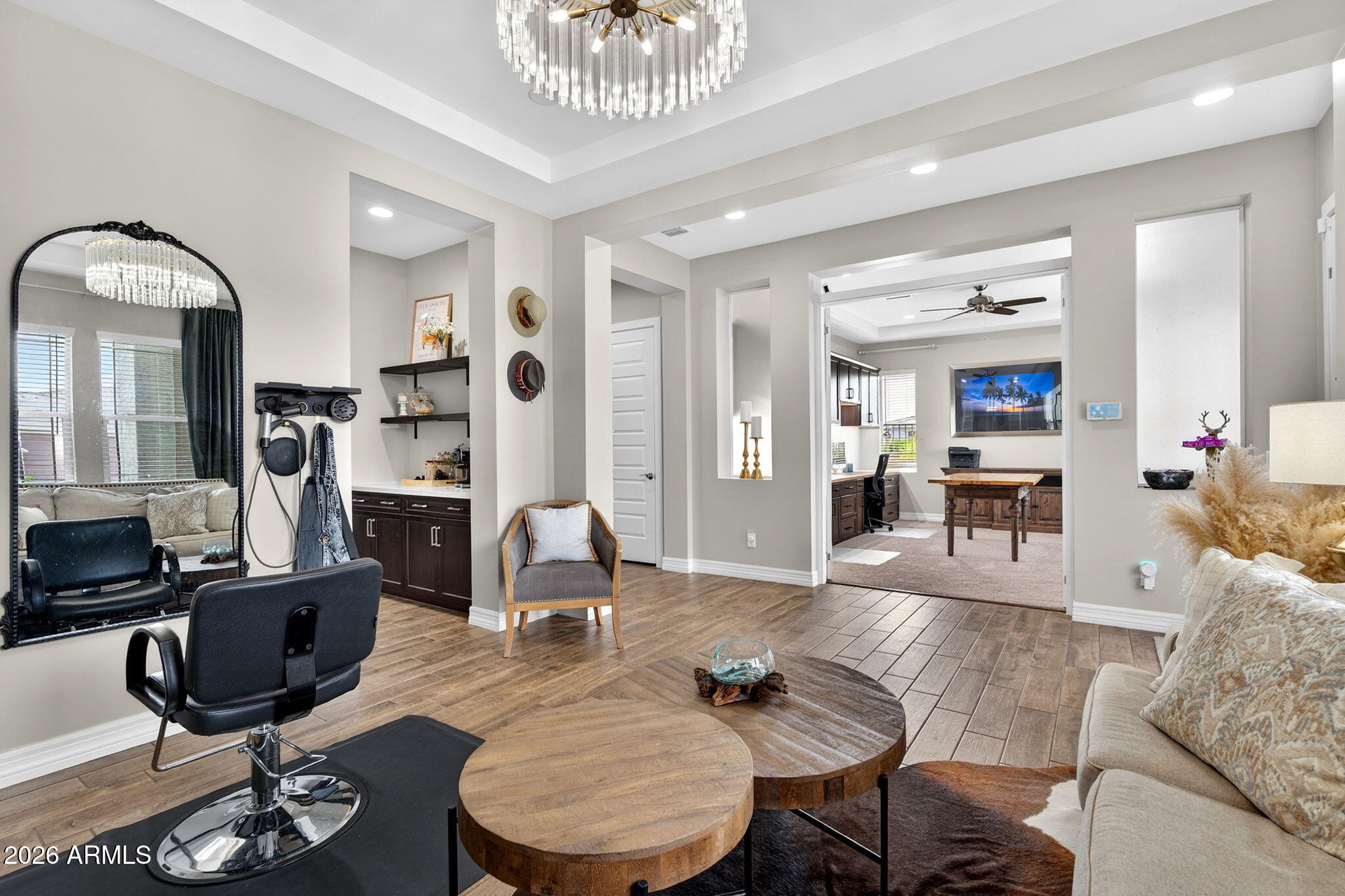 23064 E VIA LAS BRISAS